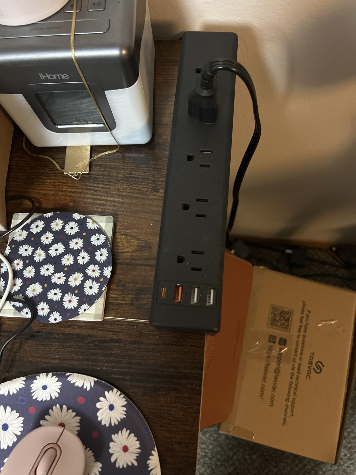 CCCEI Standing Desk Clamp Power Strip with 15 Outlets, Widely Spaced Desktop Edge Mount Surge Protector Outlet, Fast Charging USB-A and USB-C Ports, 6 FT Flat Plug, Black Fit 1.6 inch Table top customer photo 2