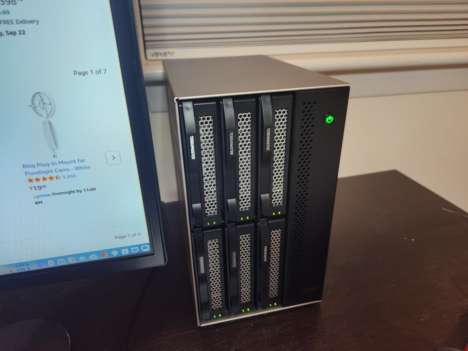 TERRAMASTER D6-320 External Hard Drive Enclosure 6-Bay (Diskless) customer photo 2