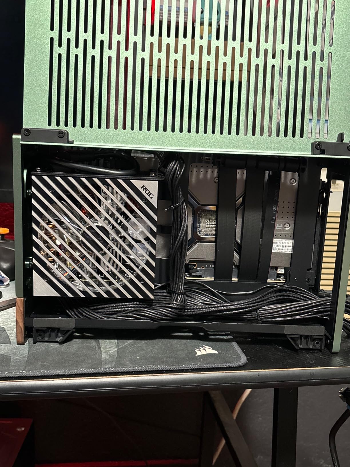 ASUS ROG Loki SFX-L 1000W Platinum (Fully Modular Power Supply, 80+ Platinum, 120mm PWM ARGB Fan, Aura Sync, ATX 3.0 Compatible, PCIe 5.0 Ready, 10 Year Warranty) customer photo 1
