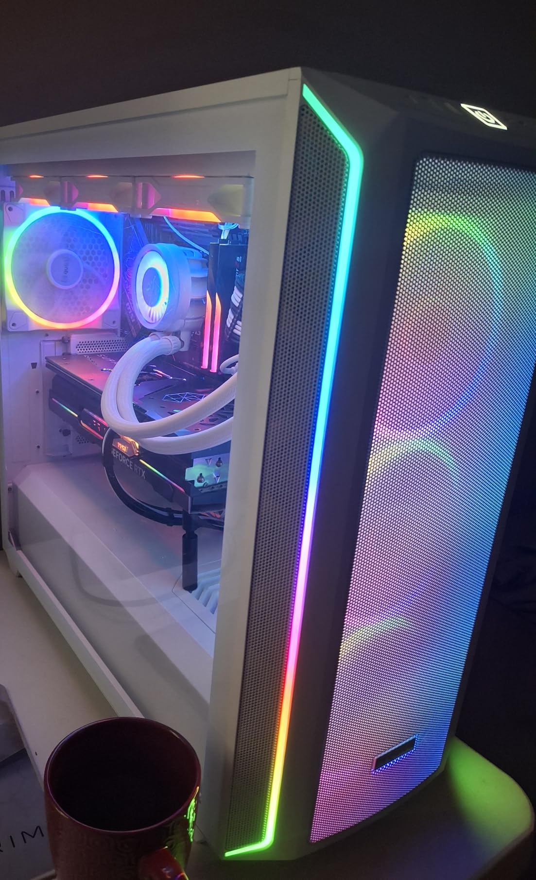 be quiet! Shadow Base 800 FX - ARGB - 4 Light Wings 140mm PWM Fans - Mid-Tower PC Gaming Case - 420mm radiators or E-ATX motherboards Support - White customer photo 1