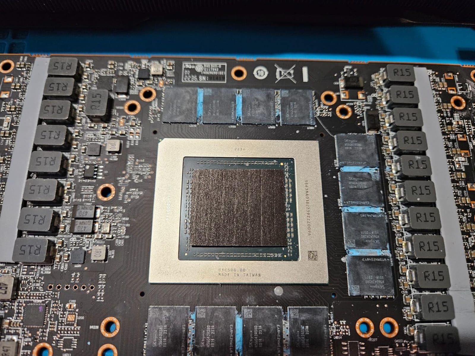 Thermal Grizzly KryoSheet (33x33x0.2mm) Graphene Thermal Pad, High Thermal Conductivity, Alternative for Thermal Paste on CPU/GPU/PS4/PS5/Xbox, Made in Sweden customer photo 2