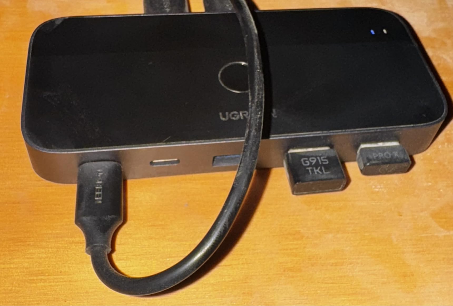 UGREEN USB 3.0 Switch 2 Computers Sharing USB C & A Devices, 4 Port USB Switcher Sharing Keyboard and Mouse, Printer/Scanner USB Switch Hub for Two Computers with 2 USB3.0 Cables and Controller customer photo 2