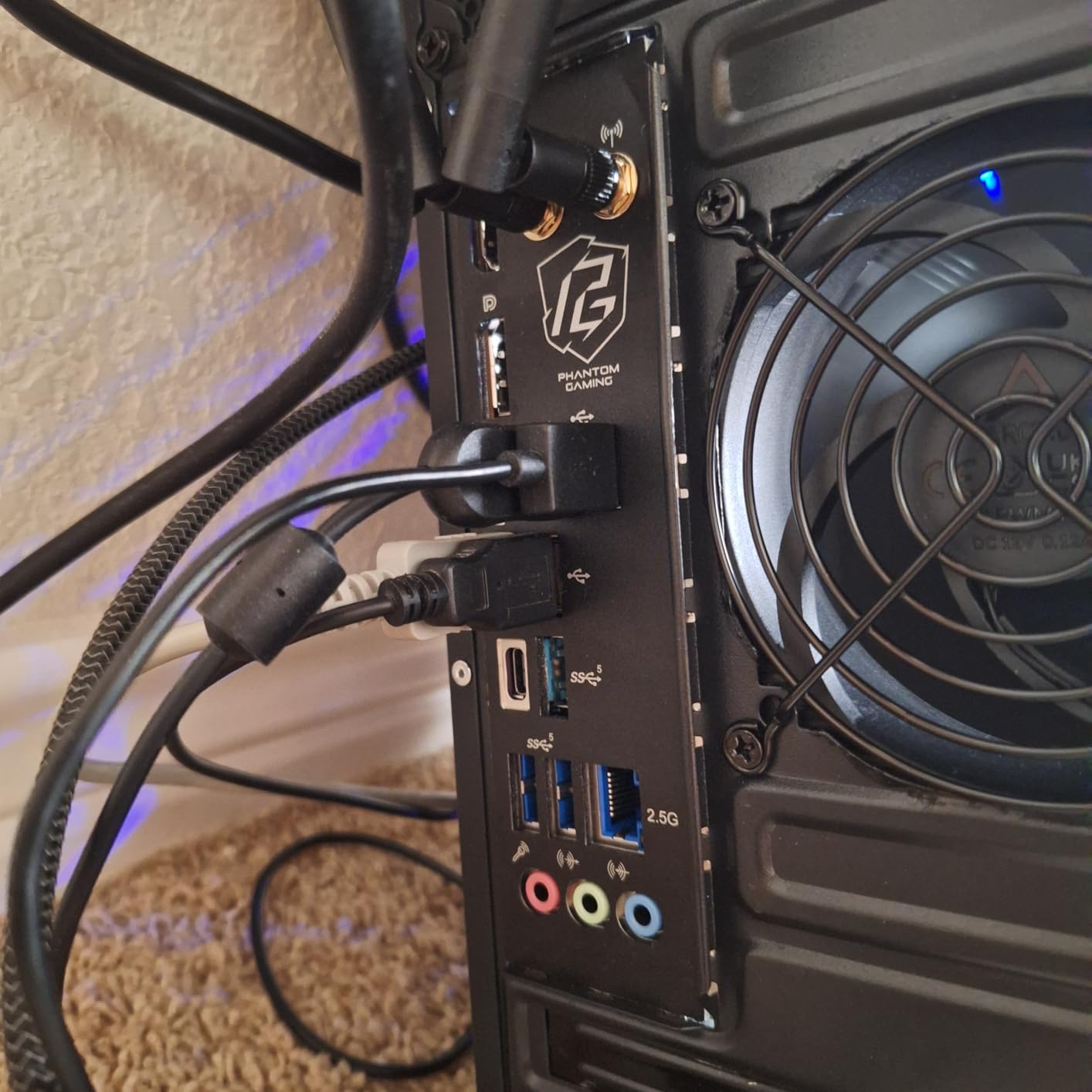 ASRock B760M PG Riptide WiFi Micro-ATX Motherboard | Supports 14th/13th/12th Gen Intel | DDR5 7200+ (OC) | WiFi 6E | 2.5G LAN | 14+1+1 Power Phase | Front & Rear USB-C customer photo 2