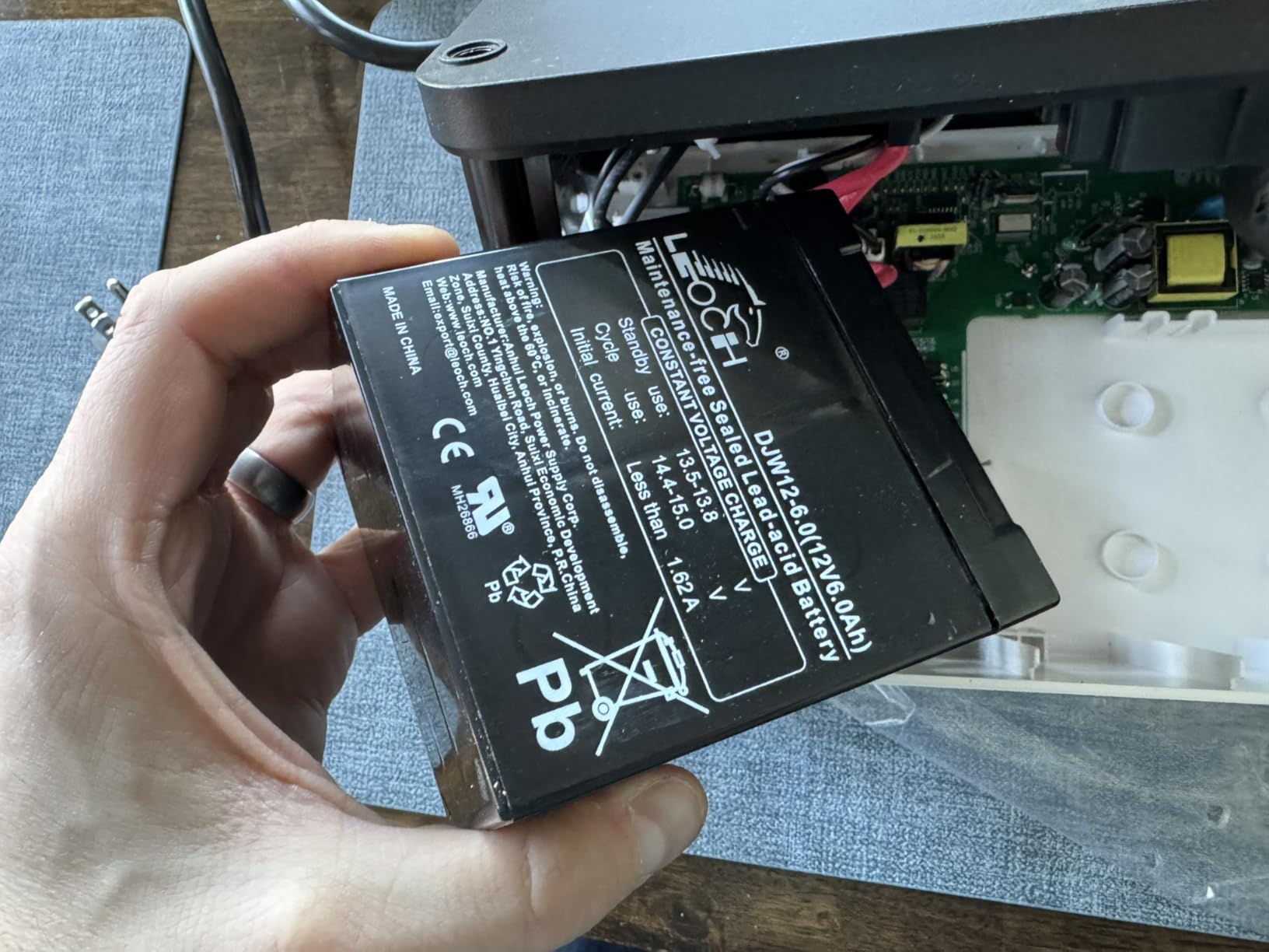 APC 700VA/420W Backup Battery Power Supply for Home Office, Wi-Fi | BE700G3 | APC Back-UPS Battery Backup for home office Wi-Fi, PCs, security gear. Outlets: 4 battery backup, 2 surge. USB-C/A charging customer photo 2