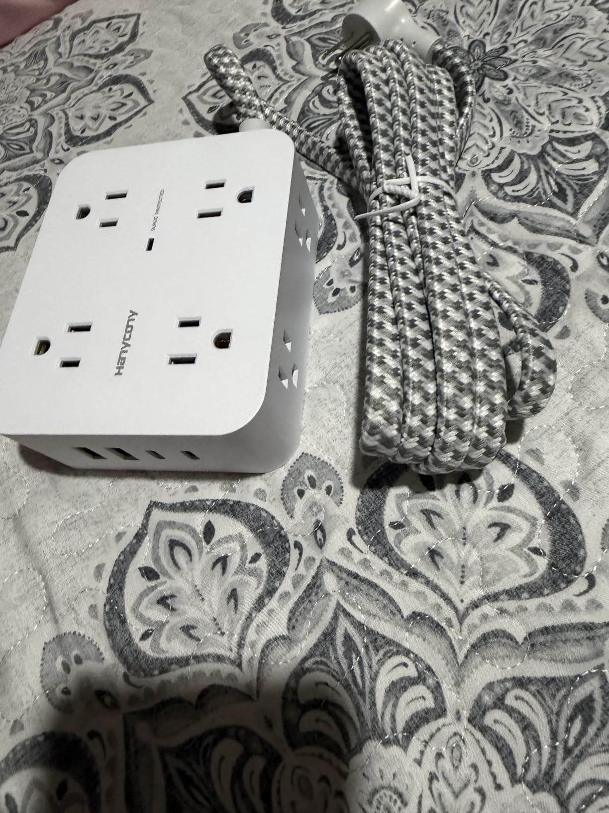 HANYCONY Surge Protector Power Strip, 1080J, 5 Ft Braided Extension Cord | 8 Outlets 4 USB Ports (2 USB C), Outlet Extender, Flat Plug, Wall Mount, Desk Charging Station, Home Office, Dorm Room ETL customer photo 1