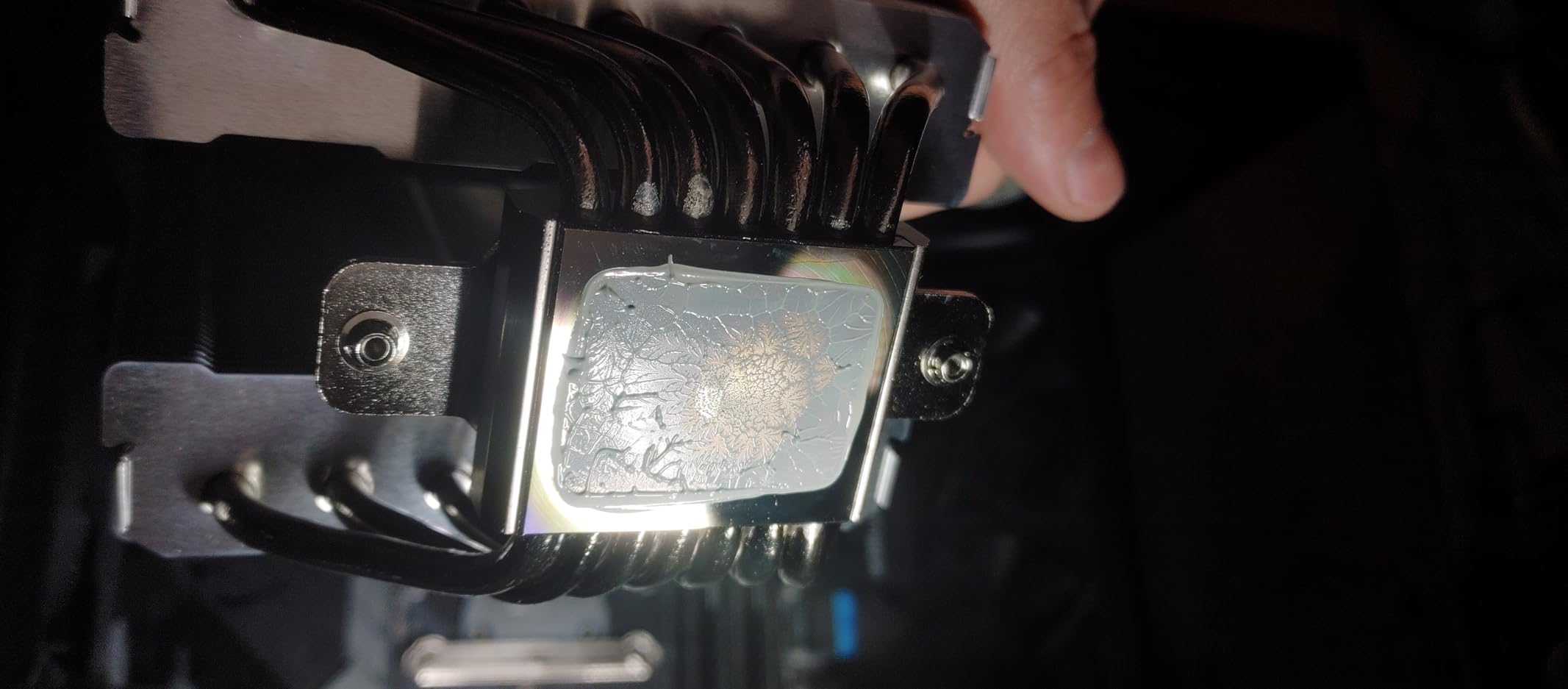 ID-COOLING FROZN A720 Black Dual-Tower CPU Cooler, 300W TDP, 163mm | 7×6mm heat pipes, dual 140mm FDB fans, supports Intel LGA1851/1700/20XX and AMD AM5/AM4 customer photo 1