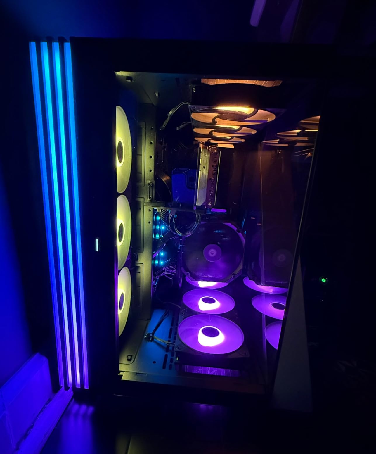 ID-COOLING FROZN A720 Black Dual-Tower CPU Cooler, 300W TDP, 163mm | 7×6mm heat pipes, dual 140mm FDB fans, supports Intel LGA1851/1700/20XX and AMD AM5/AM4 customer photo 2