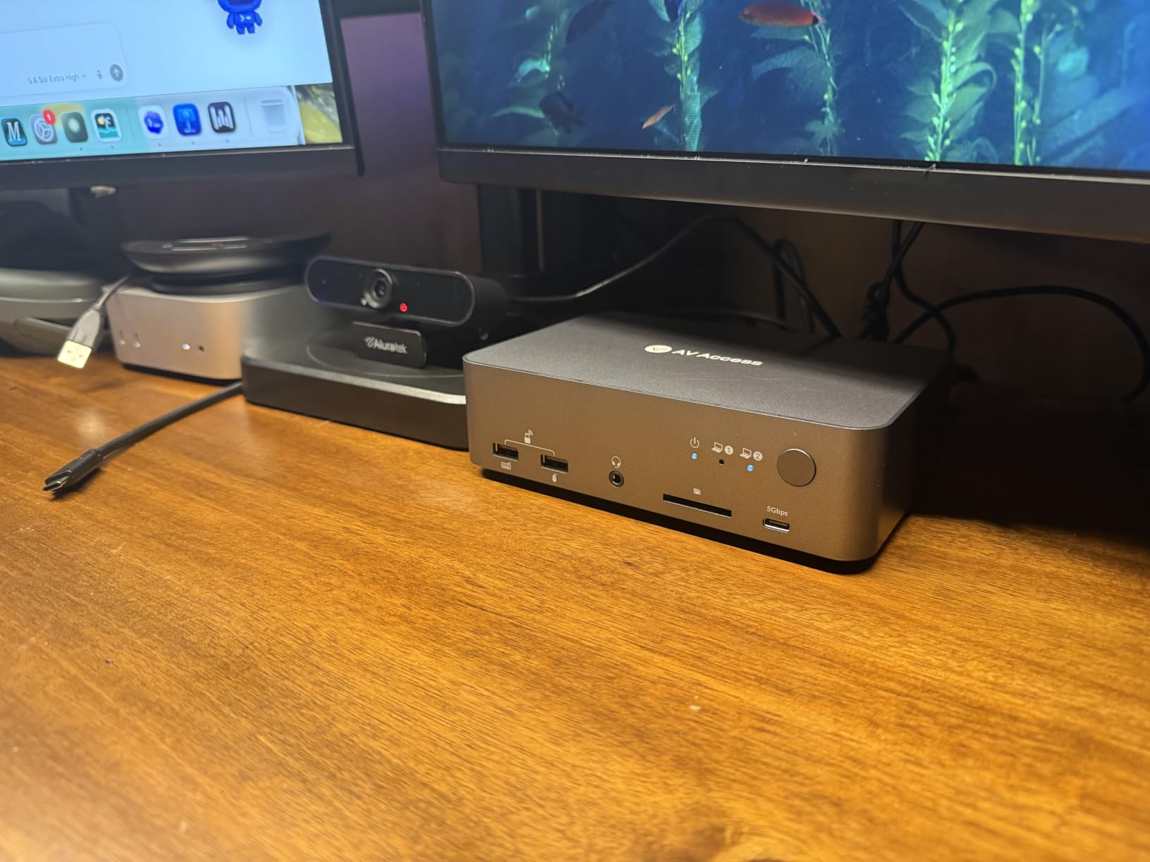 AV Access KVM Switch Dock 2 Monitors 2 Laptops, 4K KVM Switch Dual Monitor | 2 USB C MST Ports, 60W PD for Each PC, 1G Ethernet customer photo 2