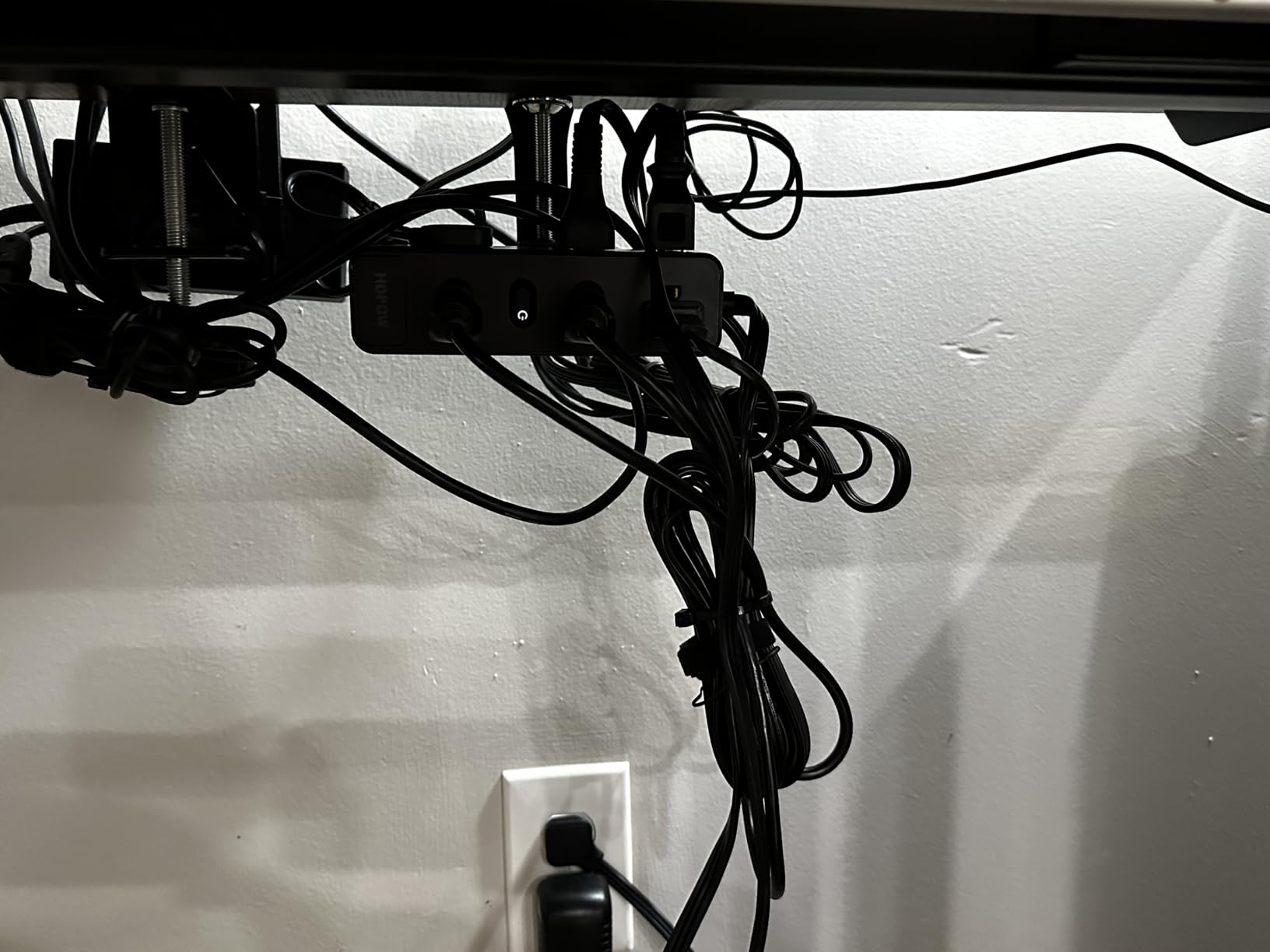 HOPOW Dual Layer Desk Clamp Power Strip, 13 Outlets 4 USB, 10FT Cord, Black | 1875/15A, Under Desk Surge Protector (1700J), Wide Spaced, Desktop Edge Mount for Office Home Workshop Gaming customer photo 2