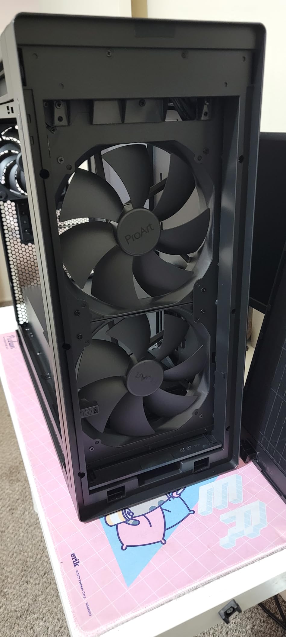 ASUS ProArt PA602 E-ATX PC Case 420mm Radiator Support, Dual 200mm Built-in Fans, Front Panel IR dust Indicator, Power Lock, Tool-Less PCIe mounting & GPU Holder, Front 20Gbps USB-C customer photo 2