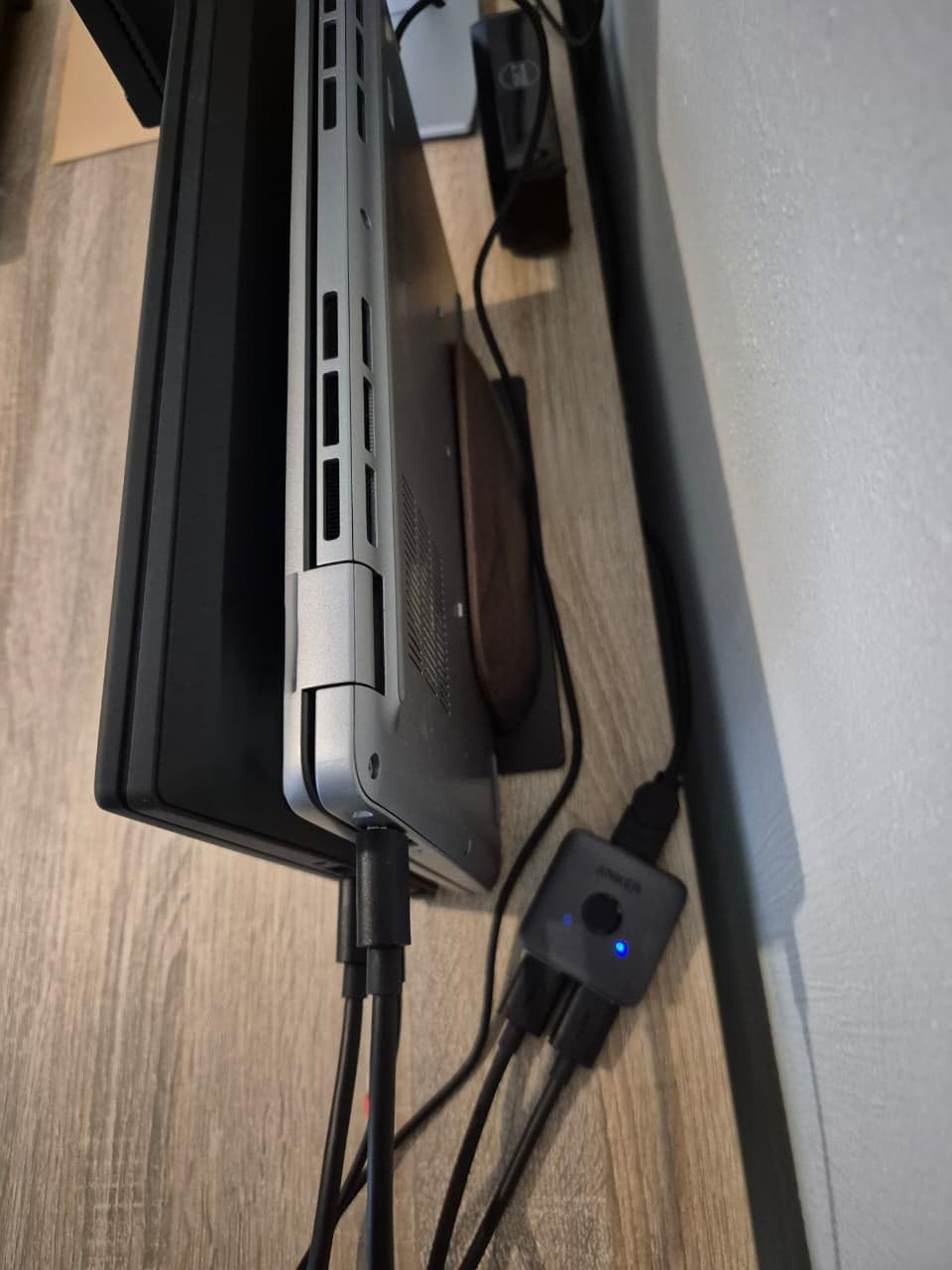 UPERGO Vertical Laptop Stand, Dual Slot Wood Holder for Desk | Solid Walnut & Aluminum, Width Adjustable 0.47