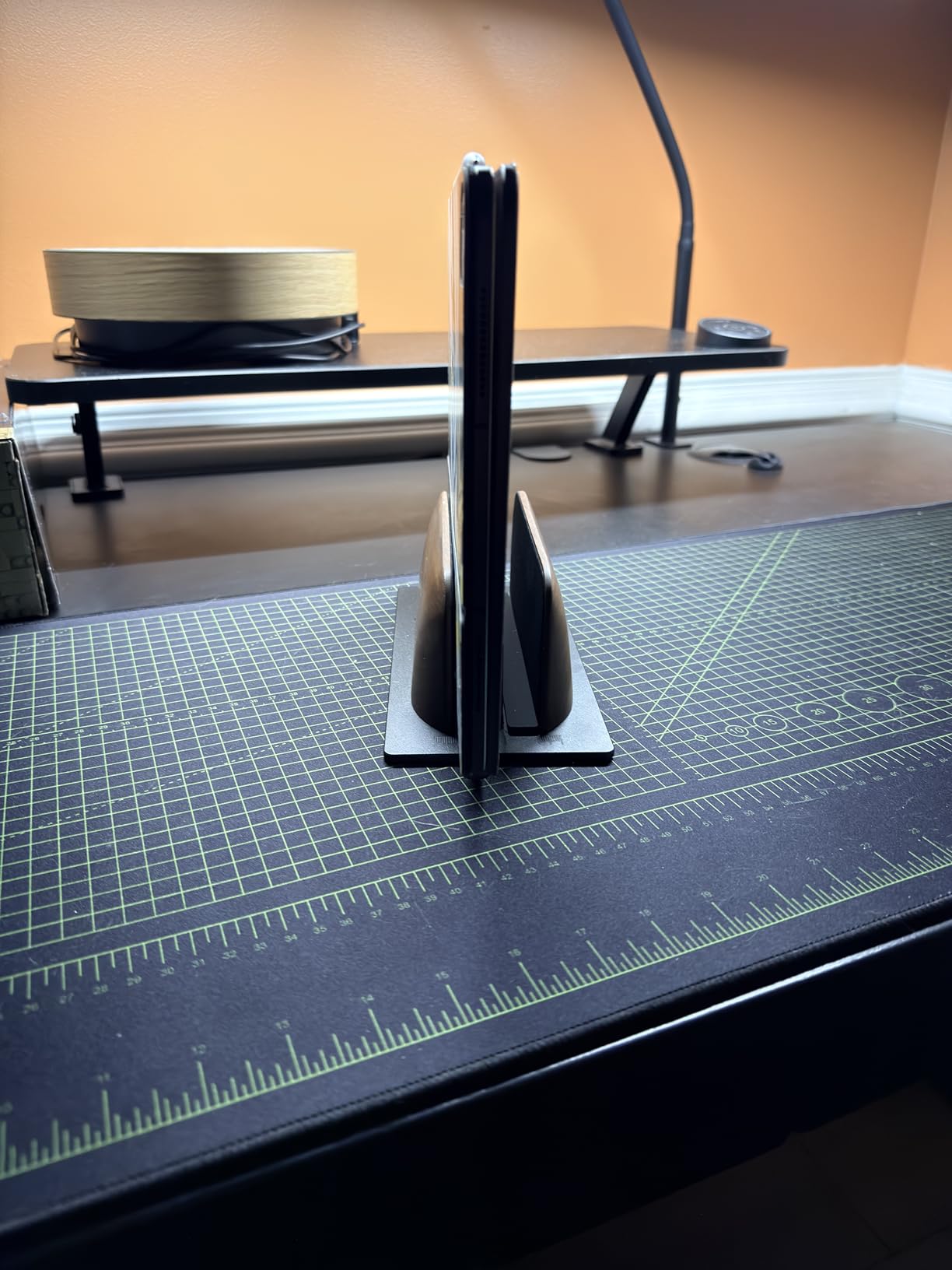 UPERGO Vertical Laptop Stand, Dual Slot Wood Holder for Desk | Solid Walnut & Aluminum, Width Adjustable 0.47