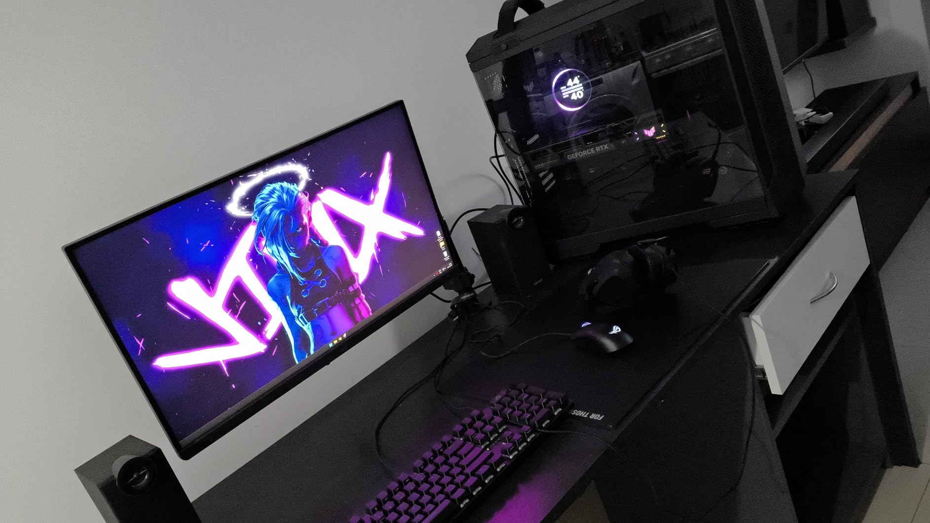 ASUS ROG XG27ACMG 27 Inch 1440p 270Hz USB-C G-SYNC HDR Gaming Monitor | 1ms, Fast IPS, ELMB Sync, DCI-P3 95%, Gaming AI, DisplayHDR 400, Aura Sync customer photo 1
