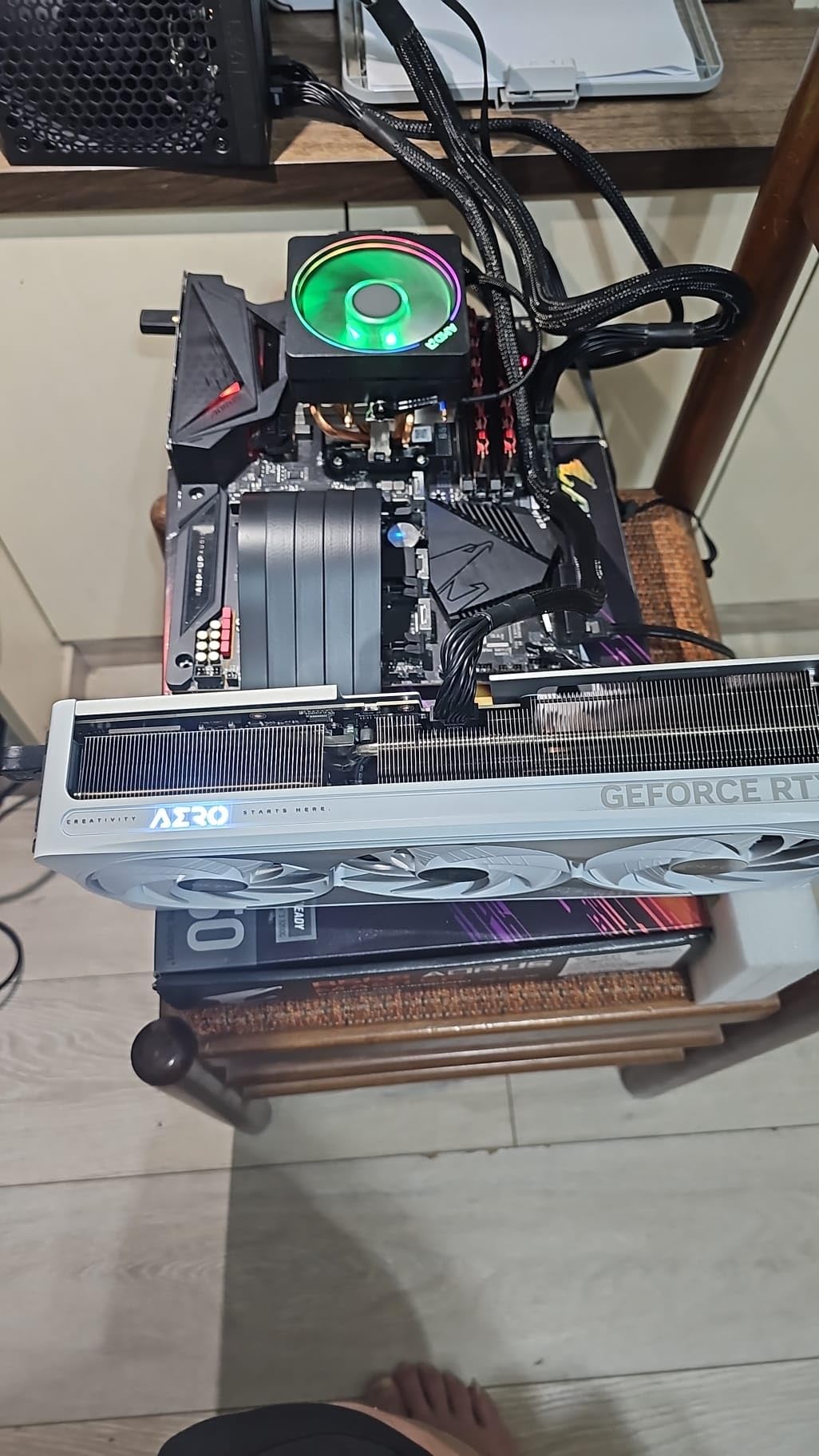 PCIE 4.0 Riser Cable 90 Degree, PCIe 4.0 x16 High Speed Flexible Extender Card, EMI Shielded 30AWG, TPE Cable Sleeves, Compatible with 4090 4080 4070 3090 and Pcie 3.0 System 20cm customer photo 2