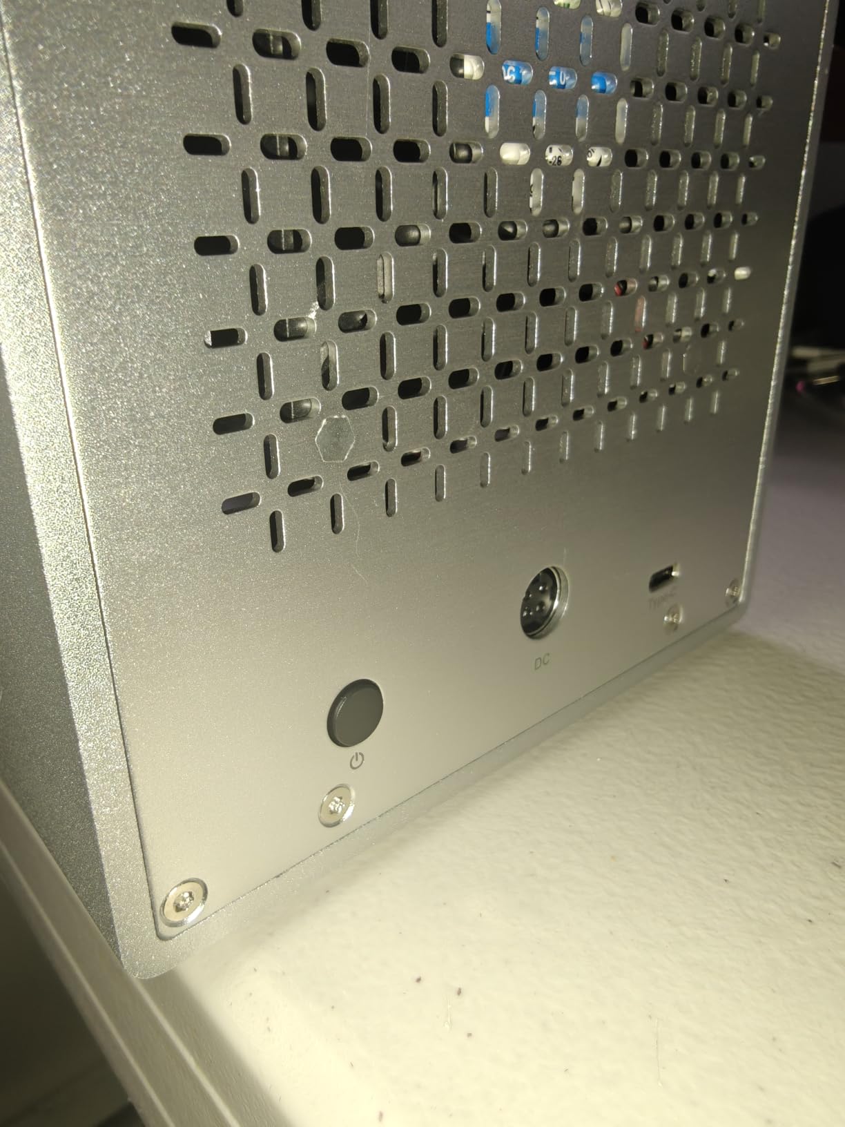 Yottamaster 4 Bay Hard Drive Enclosure, USB C HDD Enclosure for 2.5