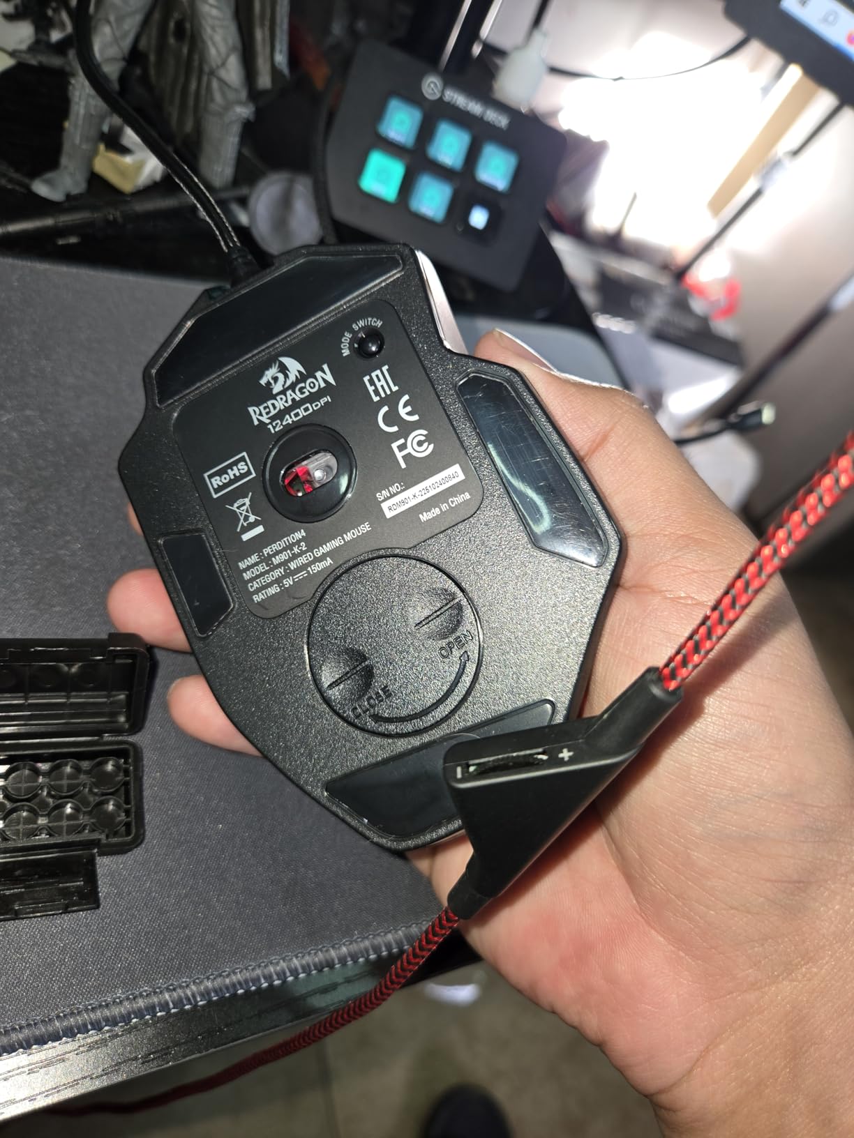 Redragon Gaming Mouse, MMO Mouse Gaming UP 12400 DPI, 19 Macro Programmable Buttons, RGB Mouse with 12 Side Buttons, 8 * 2.4g Weight Tuning for PC Laptop MOBA FPS, M901K, Black customer photo 1