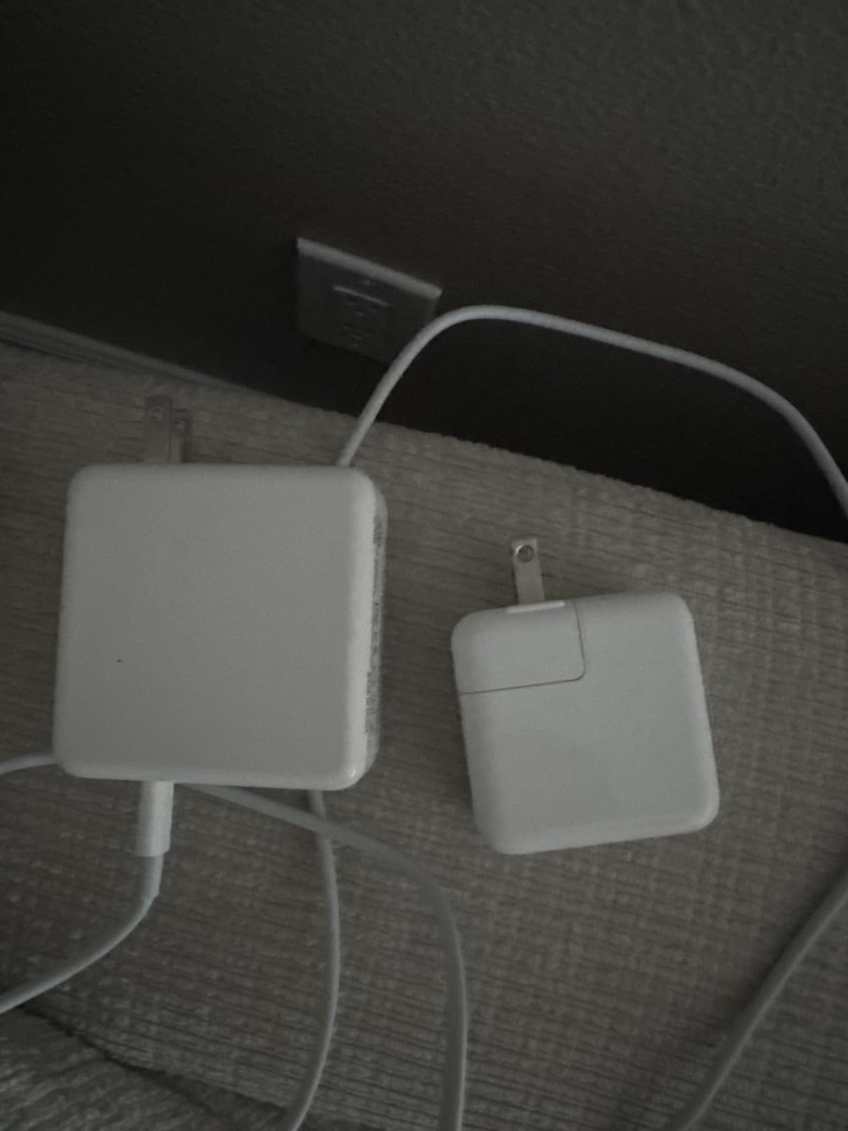 Mac Book Pro Charger - 100W USB C Charger Fast Compatible with MacBook pro/Air iPad Pro 12.9, 11 inch 2025-2018 M5 M4 M3 M2 M1 and All USB-C Laptops and Phones customer photo 1