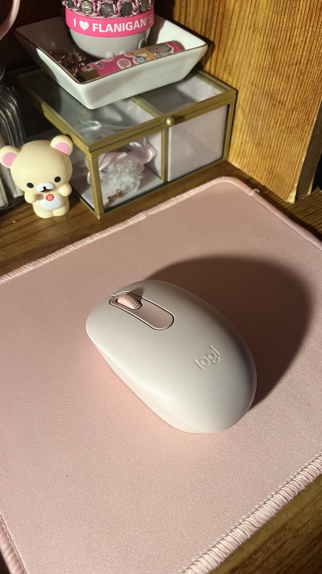 Logitech M196 Compact Ambidextrous Bluetooth Wireless Mouse - Rose customer photo 1