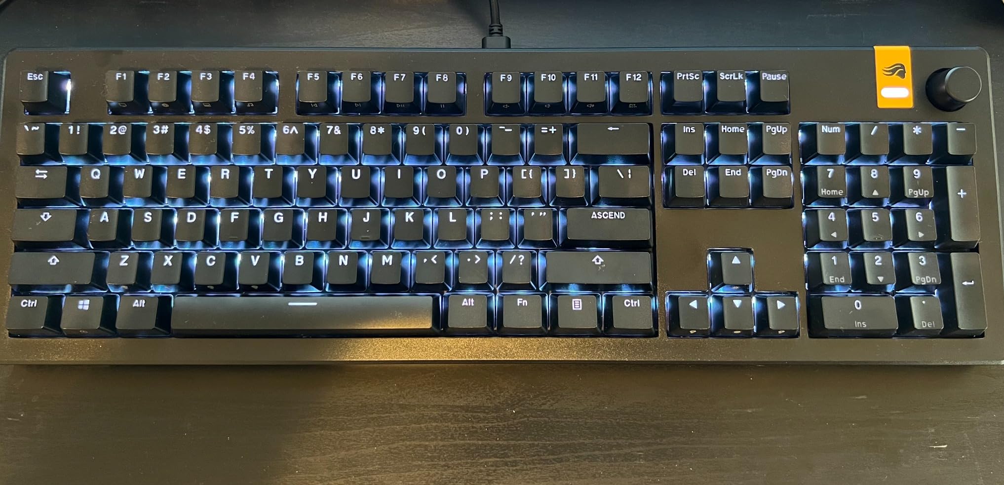 Glorious Gaming - GMMK 3 HE Rapid Trigger Keyboard, Hall Effect, 8K Polling Rate, MX Mechanical & Magnetic Switches, Hotswappable 65% Keyboard, Modular Gasket System, Doubleshot PBT keycaps (Black) customer photo 1