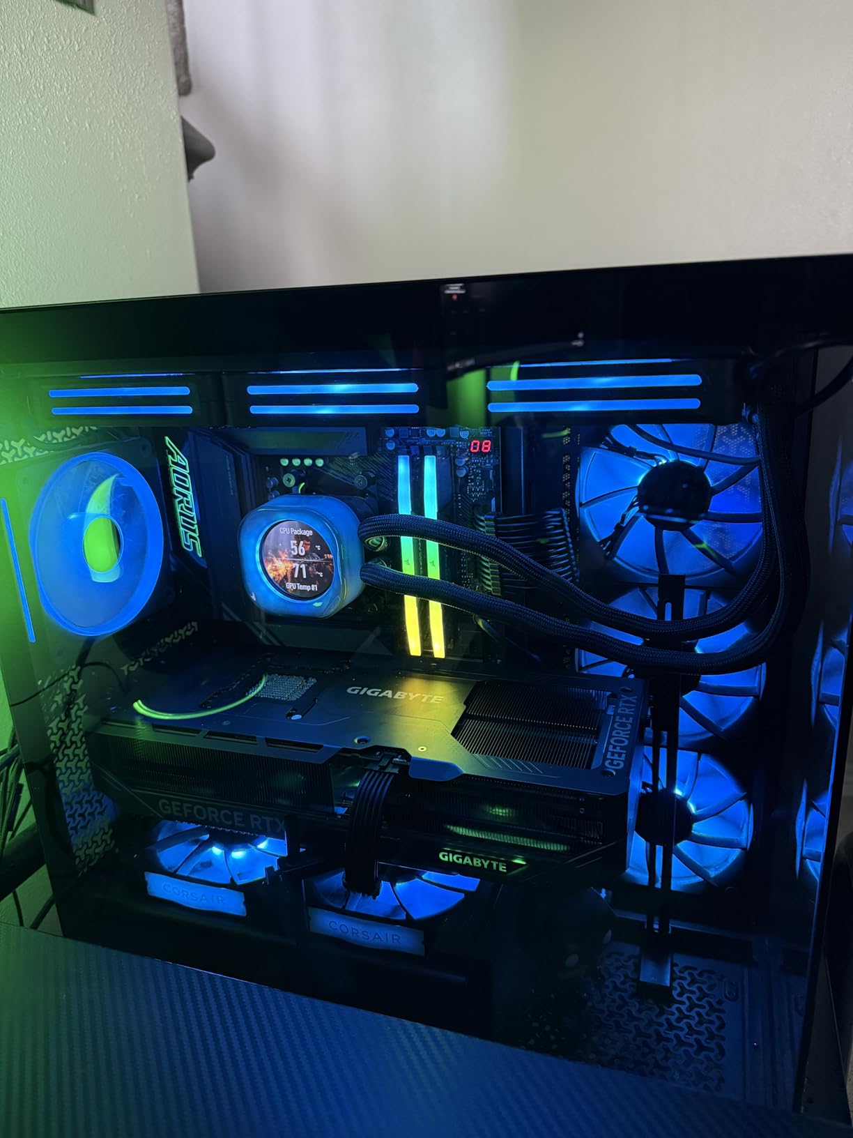 GIGABYTE X870E AORUS PRO AMD AM5 LGA 1718 Motherboard, ATX, DDR5, 4X M.2, PCIe 5.0, USB4, WIFI7, 2.5GbE LAN, EZ-Latch, 5-Year Warranty customer photo 2