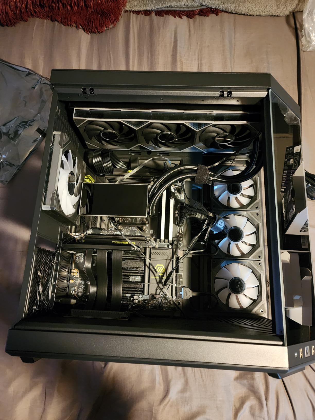 HYTE Y70 Touch Infinite Modern Aesthetic Gaming PC Case - Integrated 2.5K LCD Touchscreen Screen Display - Dual Chamber ATX Desktop Chassis - 10 Fan Capacity - Luxury PCIe 4.0 Riser Cable- Pitch Black customer photo 1