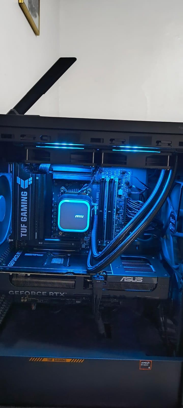 MSI MAG Coreliquid A13 240 - AIO ARGB CPU Liquid Cooler - 240mm Radiator - LGA 1700/1851 / AM5/AM4 Compatible - Dual 120mm ARGB PWM Fans, Black customer photo 1