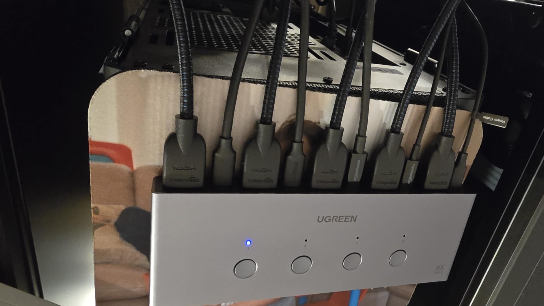 UGREEN 8K@60Hz HDMI KVM Switch 4 Computers, Aluminum, with 4 USB 3.0 Ports | Share One Monitor Keyboard Mouse Hard Drives Printer customer photo 2