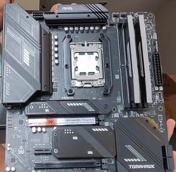 CORSAIR Vengeance RGB DDR5 32GB (2 x 16GB) Up to 6000MHz AMD Intel RAM | Desktop Gaming Memory, AMD EXPO & Intel XMP 3.0 Compatible, CL30, White, CMH32GX5M2B6000Z30W customer photo 2