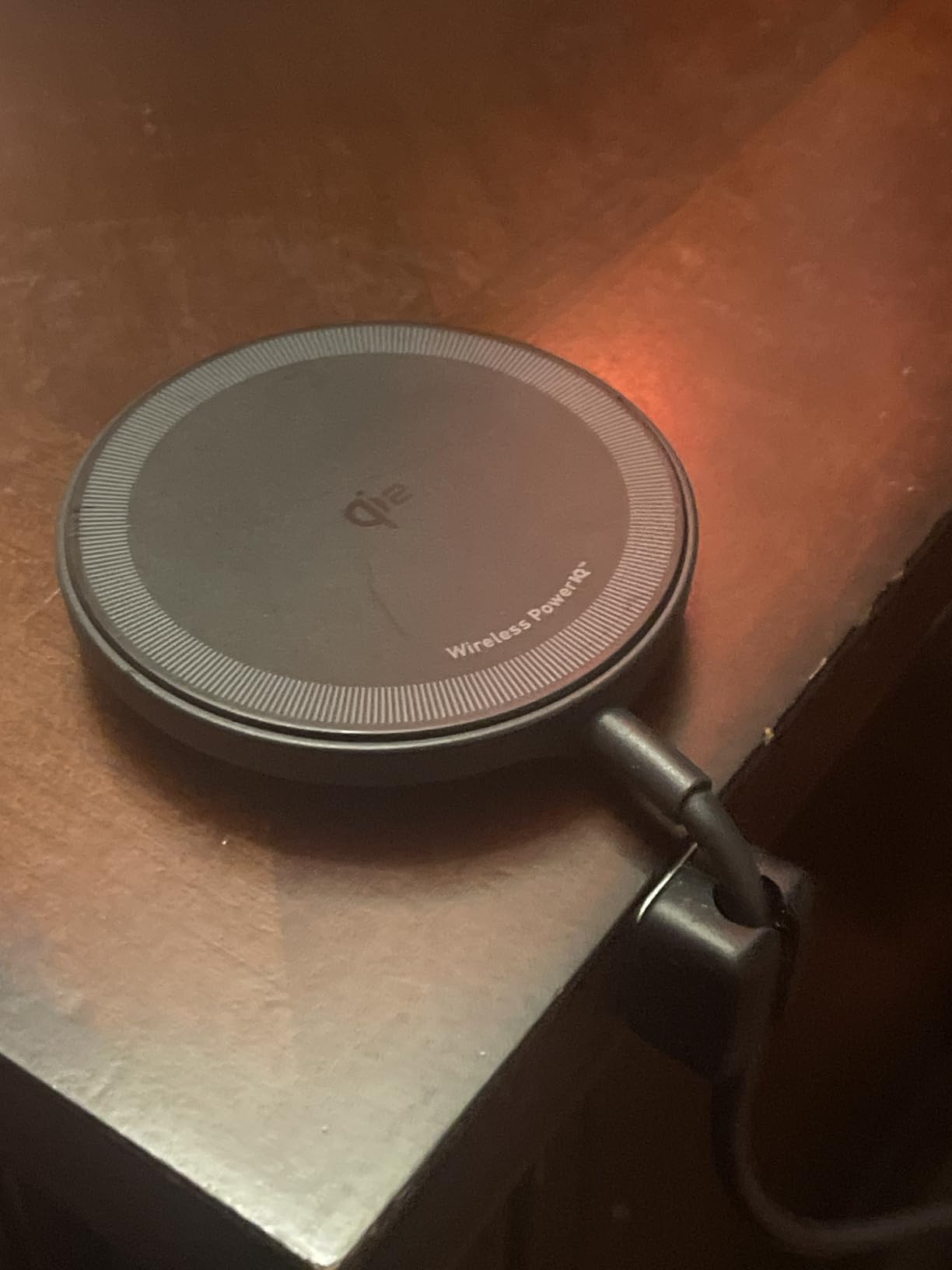 Anker Zolo Magnetic Wireless Charger, Qi2 Certified 15W MagSafe-Compatible Wireless Charging Pad, for iPhone 17/16/15/14/13/12 Series, AirPods, and More (1 Pack, Not for Pixel, Adapter Not Included) customer photo 1