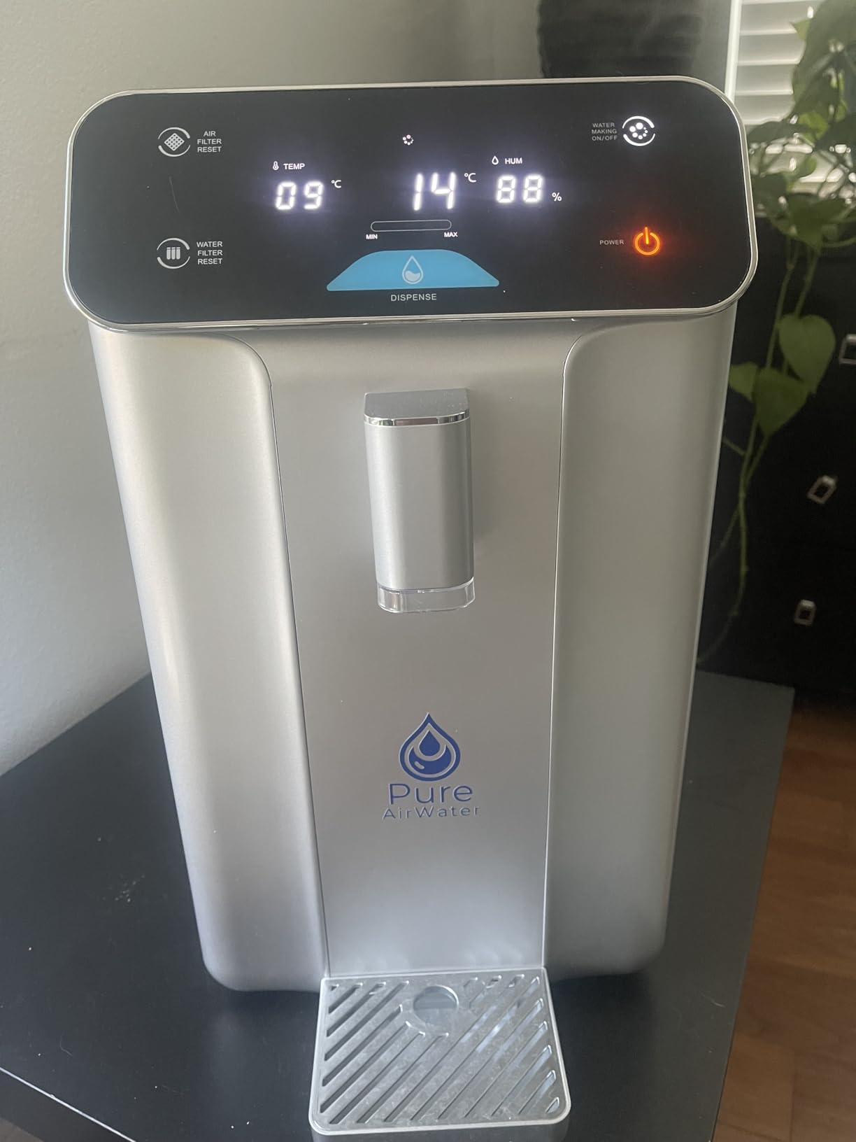 Atmospheric Water Generator / Pure AirWater A10 - Make Water from Air, 2.64 Gallon (10L) customer photo 2