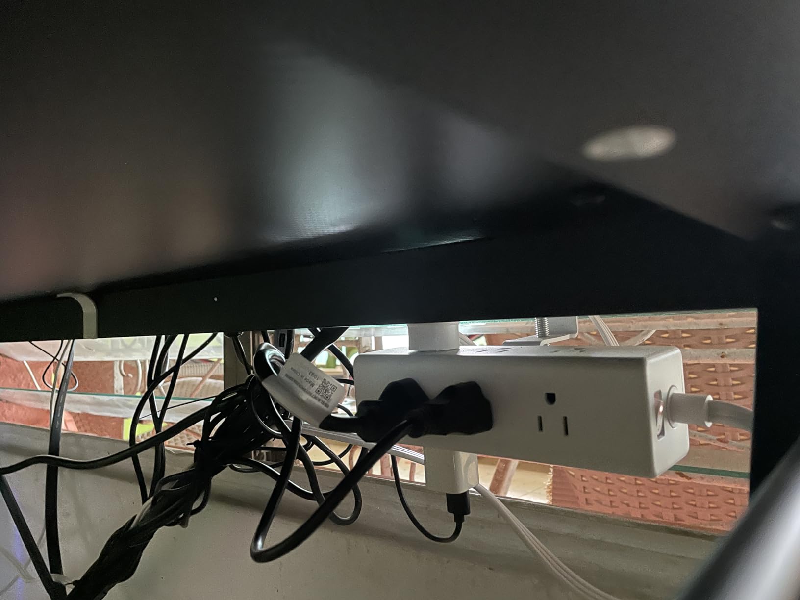 VILONG Dual Layer Desk Clamp Power Strip, 13 Outlets, 20W USB-C, 5FT Cord | 1200J Surge Protection, Edge Mount Clamp Fits 2.15