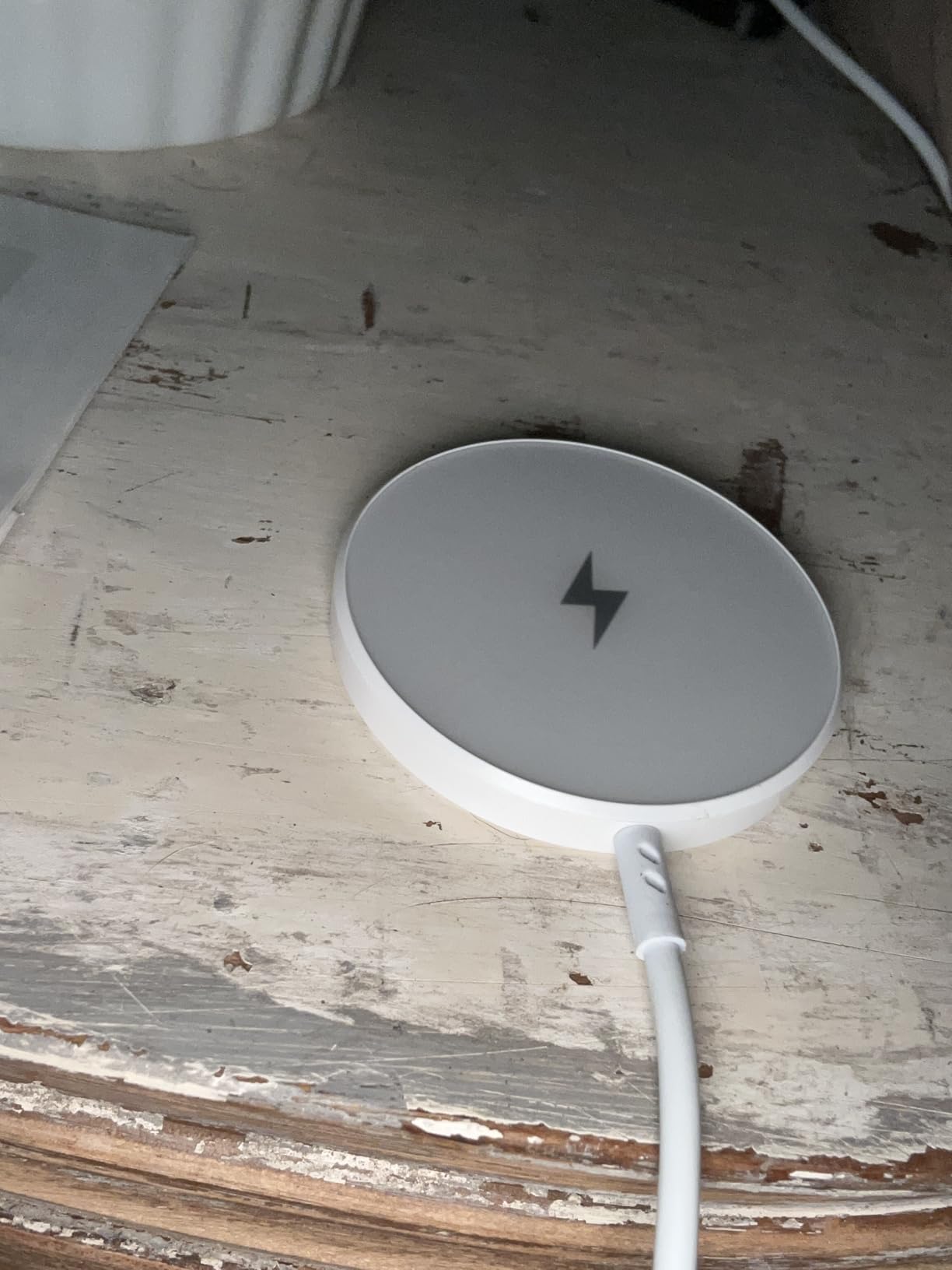 [Apple MFi Certified] Magnetic Wireless Charger Apple Mag Safe Charger, 15W 6FT Fast Wireless Charging Pad for iPhone 16 Pro Max/16 Pro/16 Plus/15 Pro Max/14/13/12/AirPods 3/2/Pro/Pro2 customer photo 2
