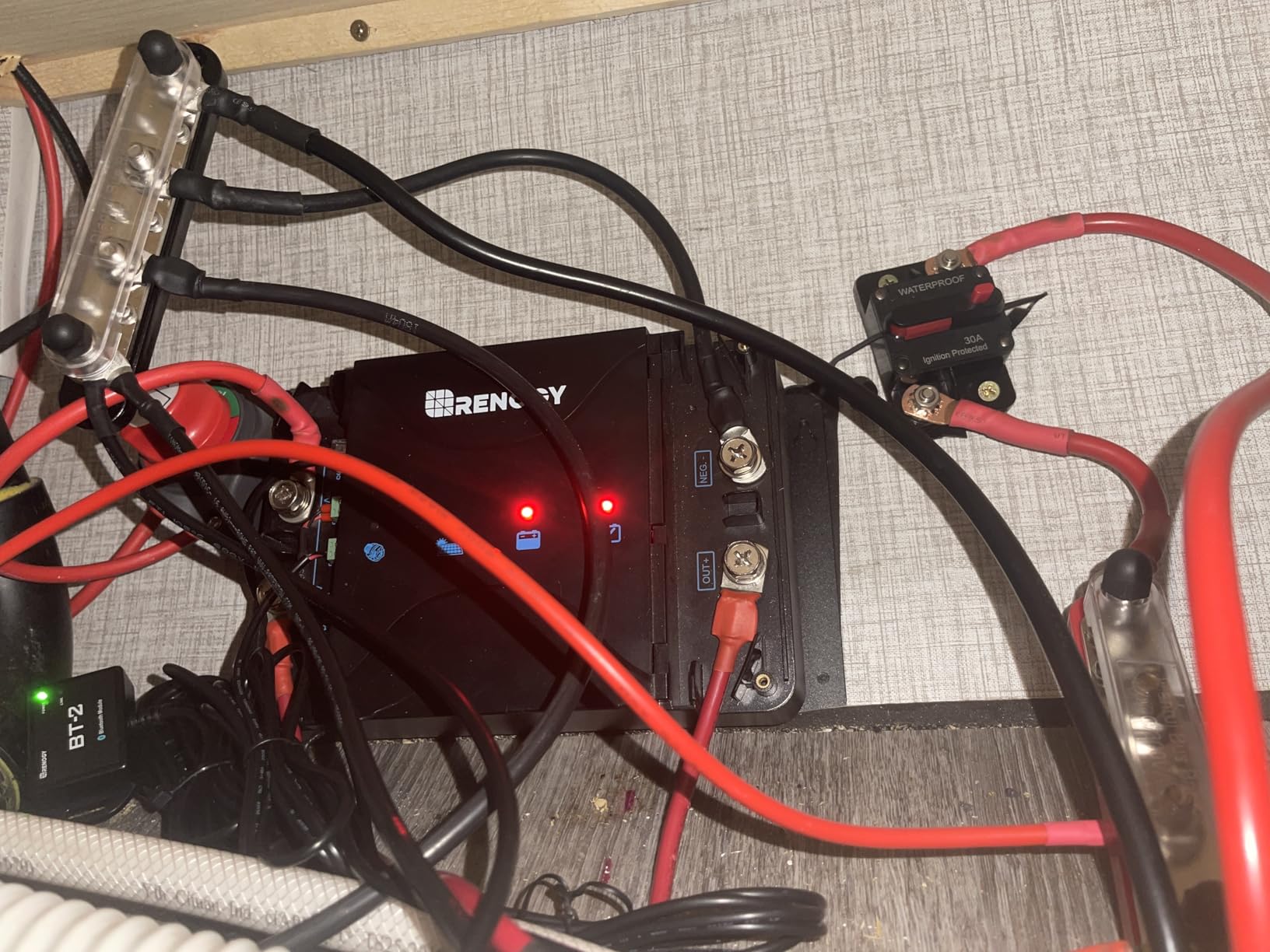 BLUETTI Elite 30 V2 Portable Power Station 288Wh 600W LFP Solar Generator | Power Lifting 1500W, 10ms UPS, 45 Min 0-80% Fast Charging, Emergency Backup Power for Blackout, Camping, Outage and Road Trip customer photo 2