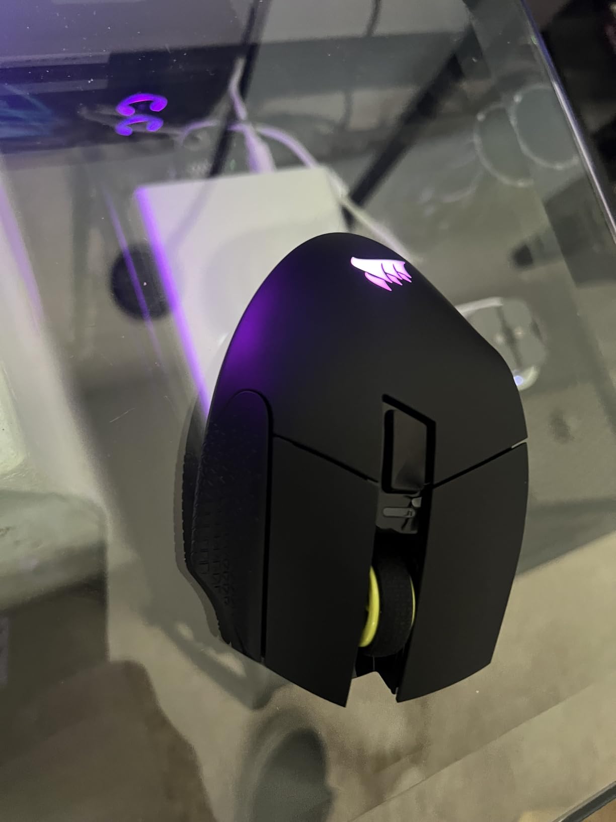 Corsair Scimitar Elite Wireless SE MMO MOBA PC Gaming Mouse - Black | 33,000 DPI, 16 Buttons, Adjustable Key Slider, Elgato Virtual Stream Deck, Up to 150 Hr, Fast Charging, 1000Hz, Bluetooth customer photo 2