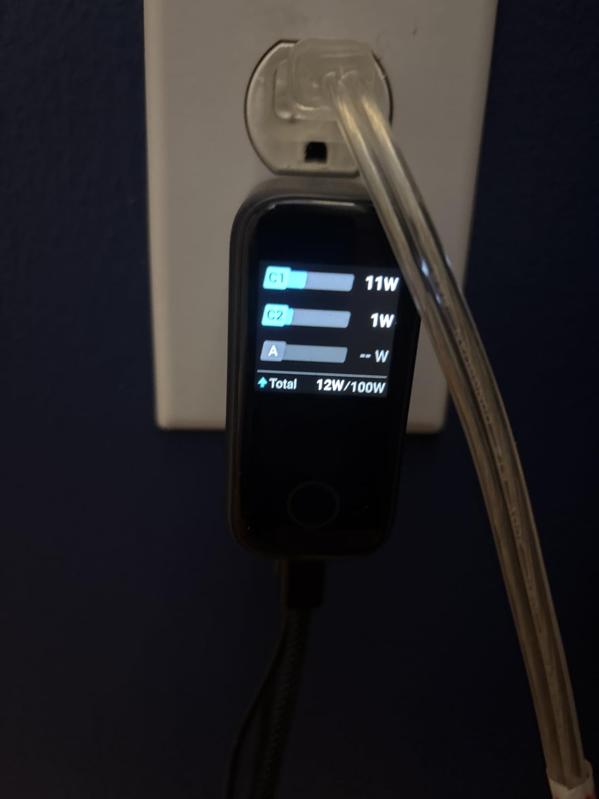 Anker 100W Max USB C Charger, 3-Port GaN Phone Charger with Smart Display | Ultra-Compact Fast Laptop Charger with Touch Control for iPhone 17 Series,iPad,MacBook Pro/Air customer photo 1