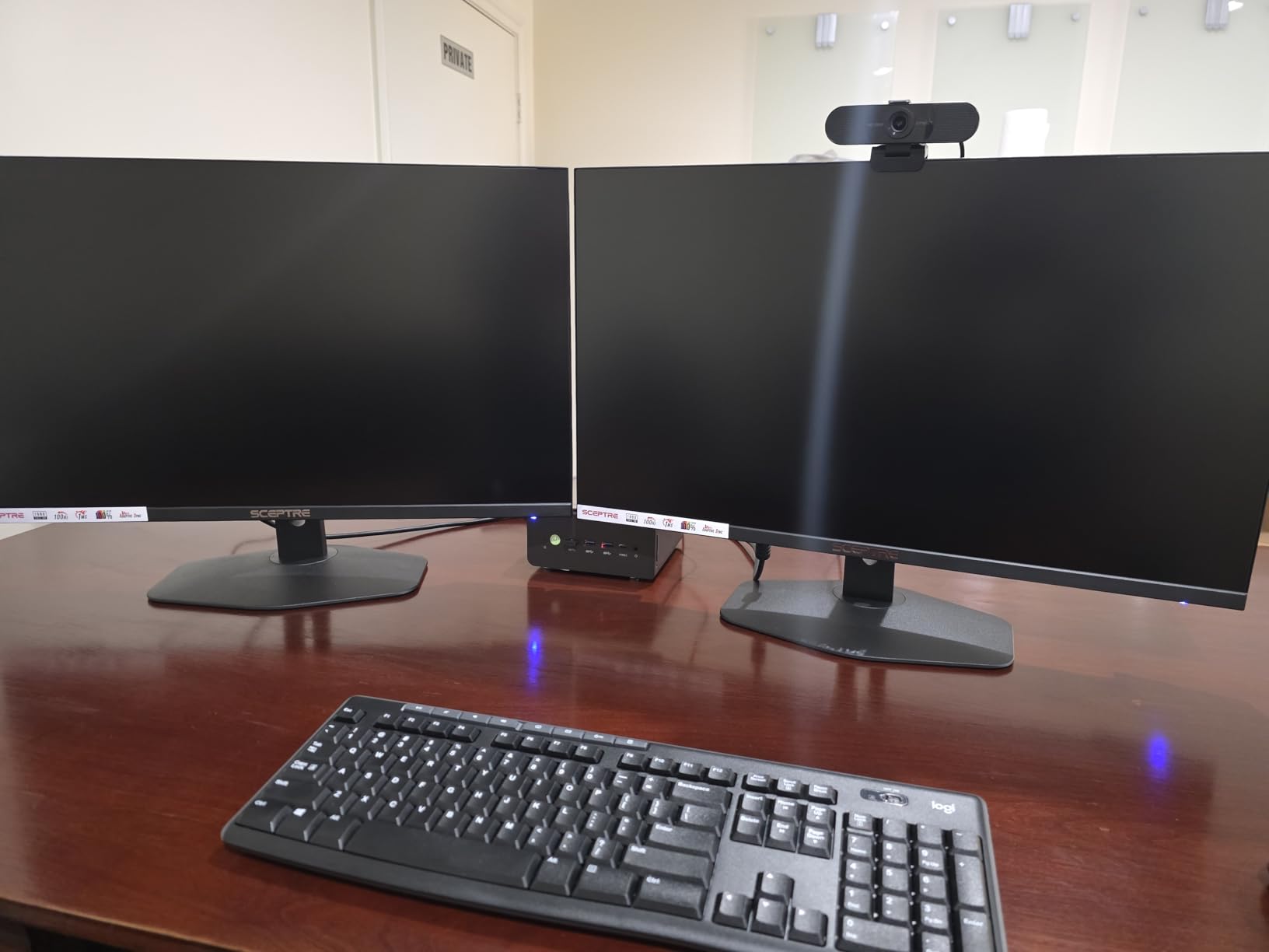 Sceptre Prime Curved 30-inch Gaming Monitor 200+Hz FreeSync Build-in Speakers 2560 x 1080p HDMI DP Machine Black 2026 (C305B-200UN Series) customer photo 2