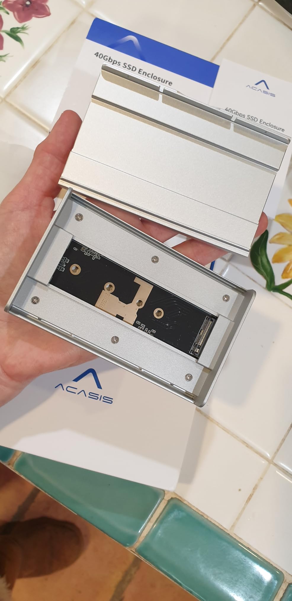 ACASIS 40Gbps M.2 NVMe SSD Enclosure with Aluminum Heat-dissipating fins | Noiseless USB4 External SSD Enclosure Prevents Throttling & Maintains High Speeds M.2 Enclosure Compatible MacBook/Mac mini customer photo 1