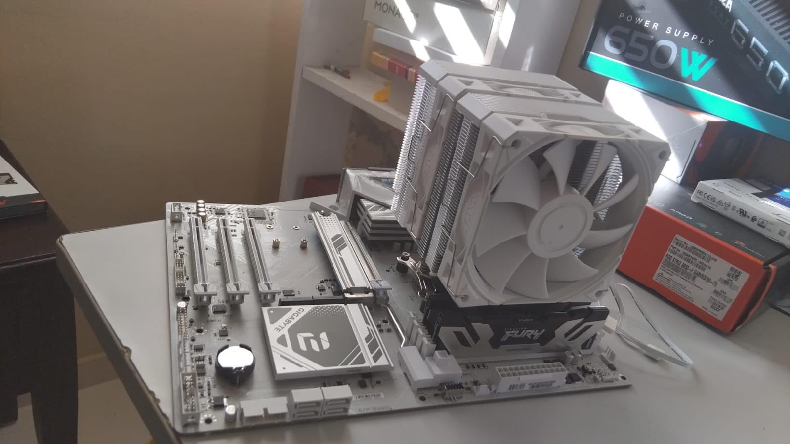 GIGABYTE B850 Eagle WIFI7 ICE AMD AM5 ATX Motherboard, Support AMD Ryzen 9000/8000/7000 Series, DDR5, 8+2+2 Power Phase, 3X M.2, PCIe 5.0, USB-C, WIFI7, 2.5GbE LAN, EZ-Latch, 3-Year Warranty customer photo 1