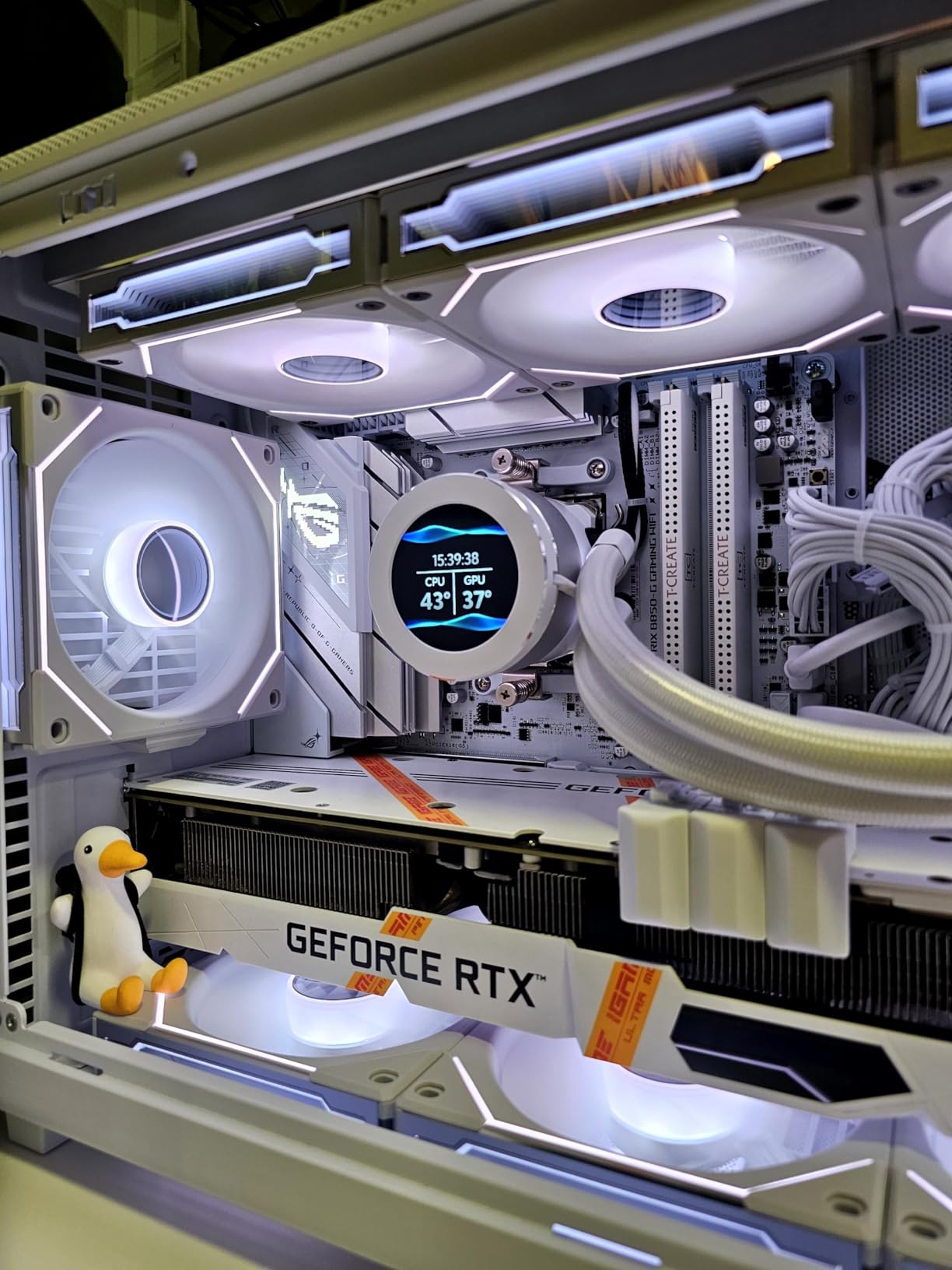 ASUS ROG Strix B850-G Gaming WiFi AMD AM5 B850 mATX Motherboard, Advanced AI PC Ready, 14+2+1 Power Stages, DDR5 Slots, 4X M.2 Slots, PCIe 5.0 Ready, WiFi 7, 2.5G LAN, USB 20Gbps Type-C, AI Advisor customer photo 2