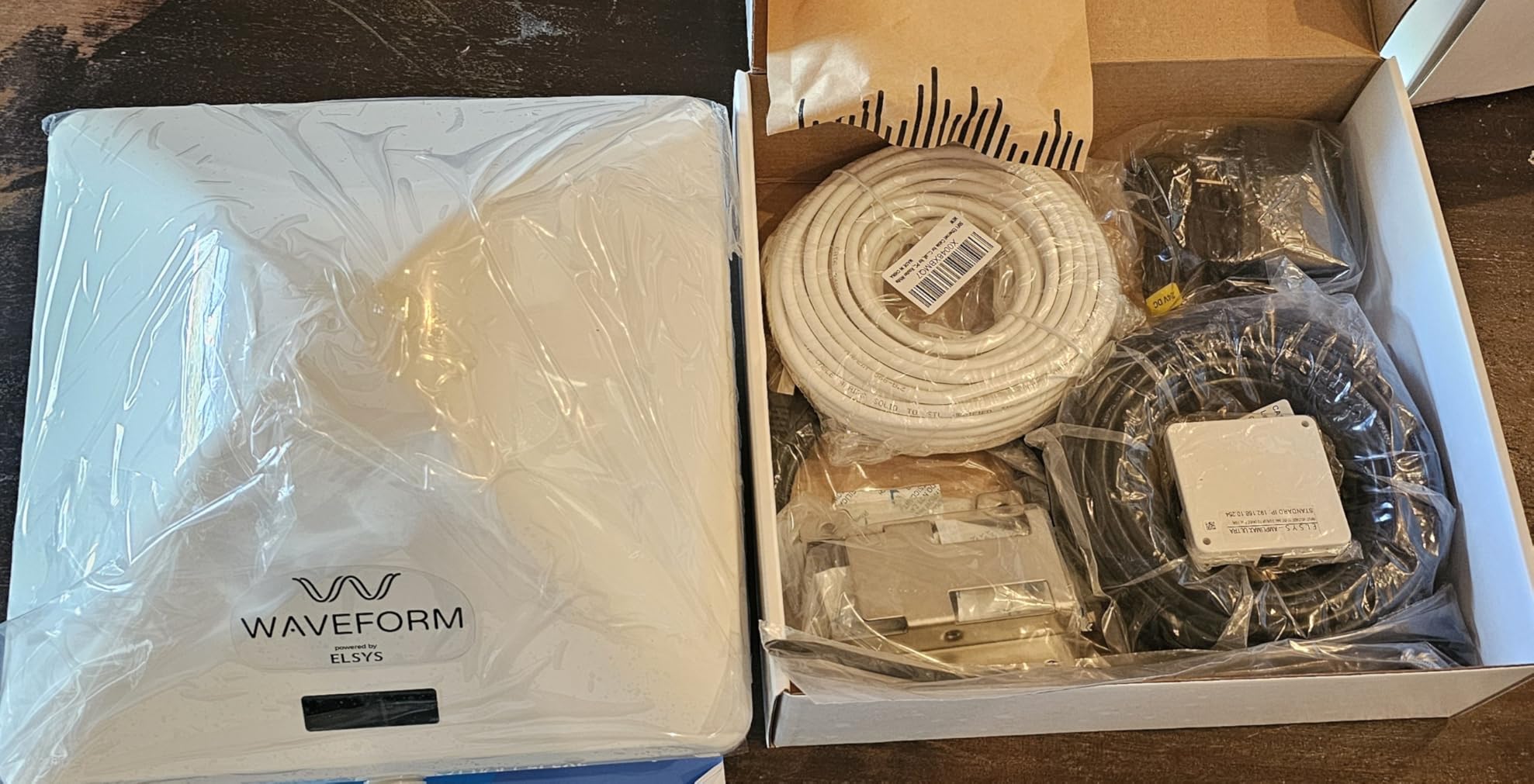 Waveform ProLink: Directional Outdoor 5G NR SA/NSA Modem | x62 Modem Dual SIM | 4x4 High-Gain Antenna | IP65 Waterproof CPE for T-Mobile, Verizon, AT&T | Up to 2.5 Gbps | Includes Window Entry Cable customer photo 2
