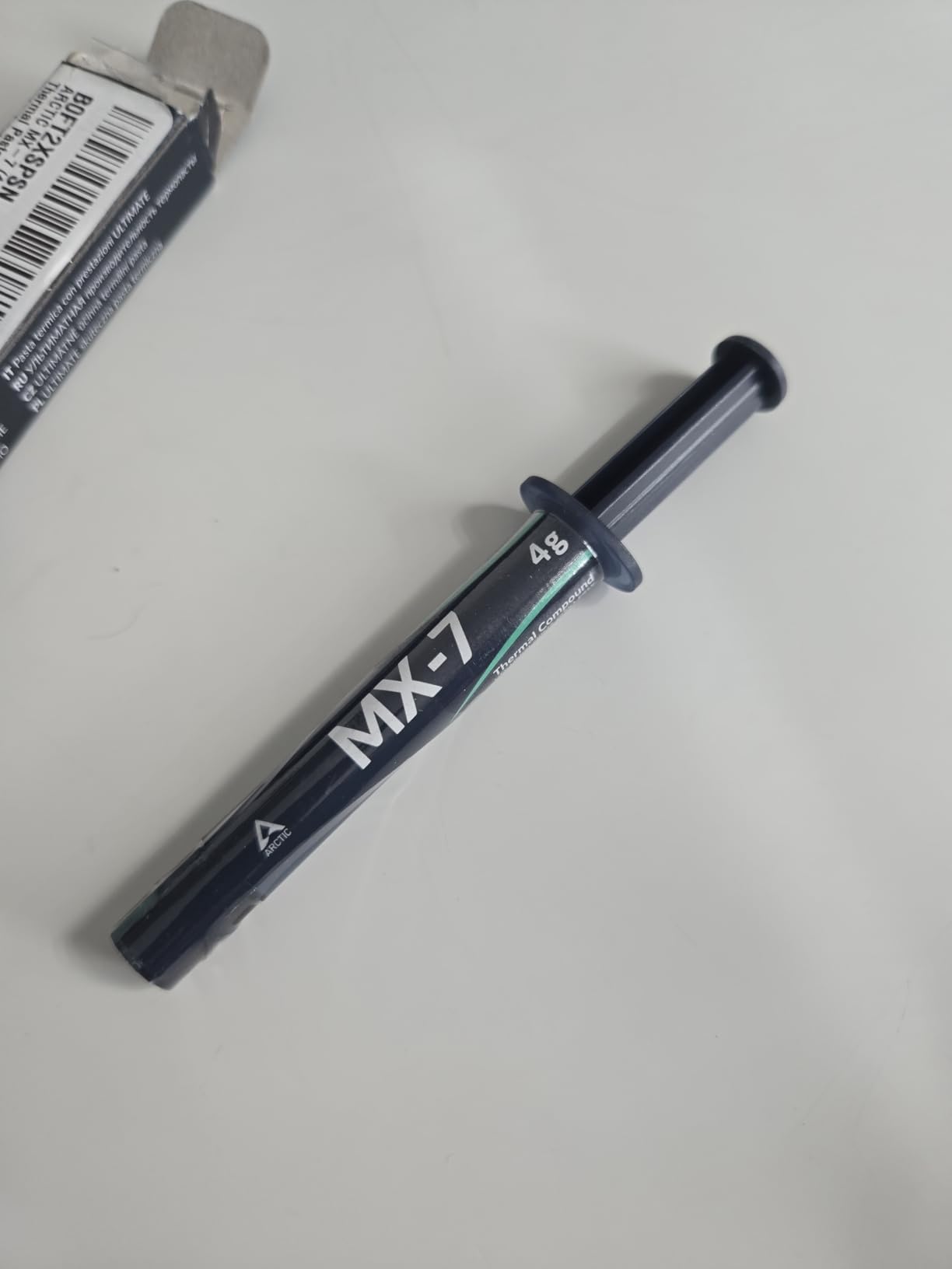 ARCTIC MX-7 (4 g) - Ultimate Performance Thermal Paste, Long Durability customer photo 1