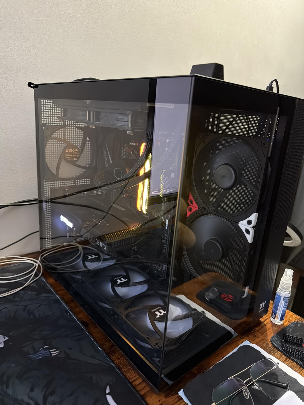 Noctua NF-A14x25 G2 PWM chromax.Black, High-Performance Quiet Fan 140mm | High Airflow & Static Pressure, Low-Noise 25mm Thick Fan, for Coolers/Radiators/Cases, Rich Accessory Kit, 1500rpm 4-Pin PWM customer photo 1
