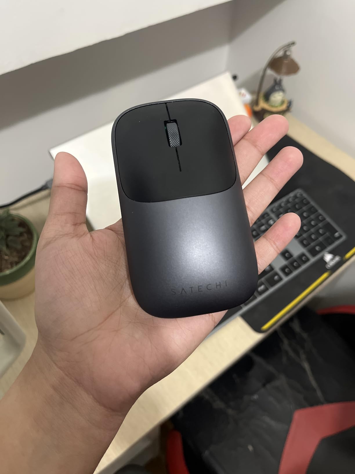 Satechi Slim EX Wireless Mouse, Bluetooth & 2.4 GHz, Space Black | Quiet clicks, anodized aluminum shell, rechargeable battery, for macOS, Windows, iPadOS, Android customer photo 2