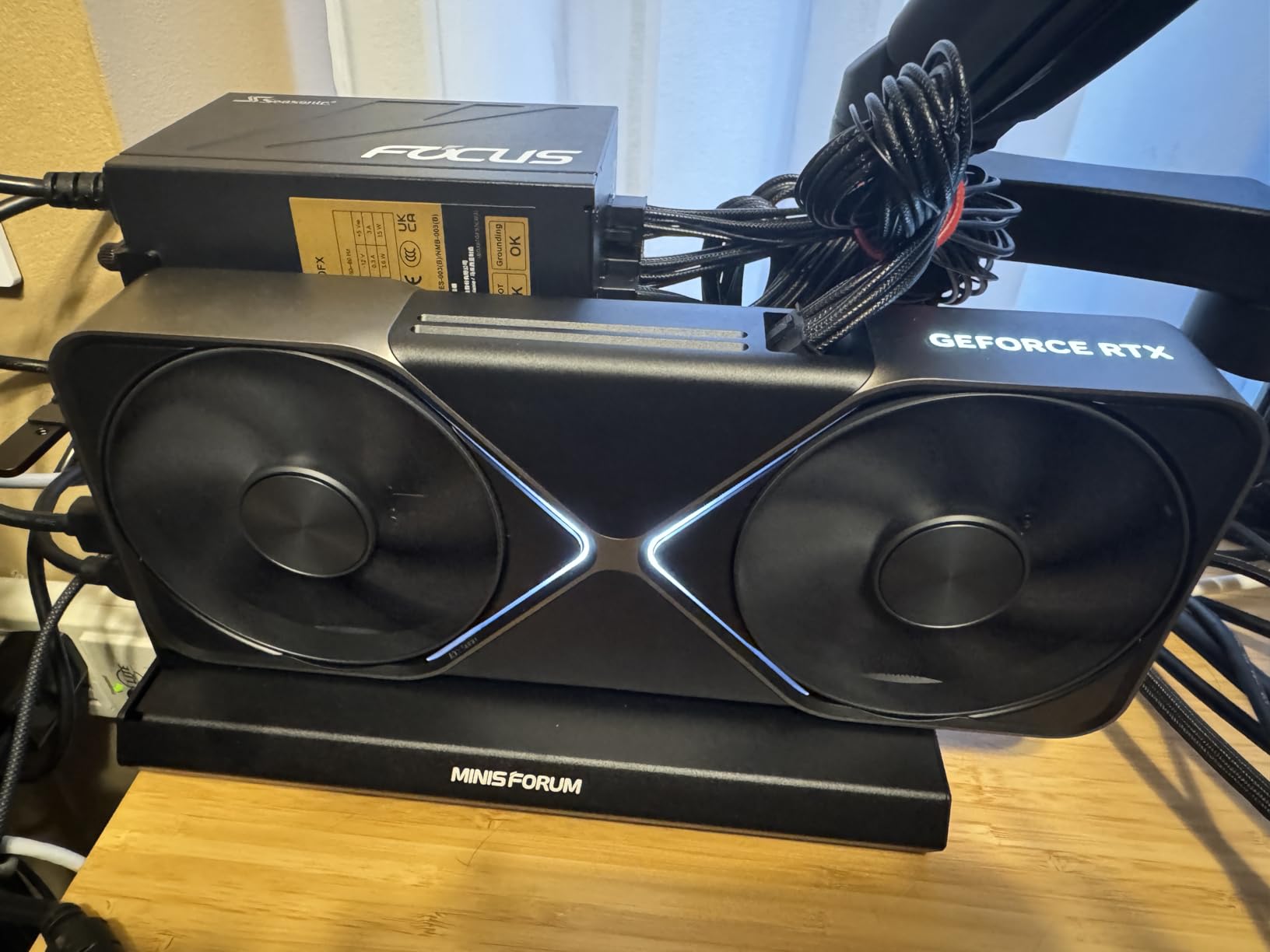 MINISFORUM DEG2 USB4 V2 (TBT5 Compatible) & OCuLink eGPU Dock, 80Gbps Dual-Link External GPU Enclosure with M.2 NVMe Slot, Supports Universal ATX/SFX Power Supplies customer photo 2