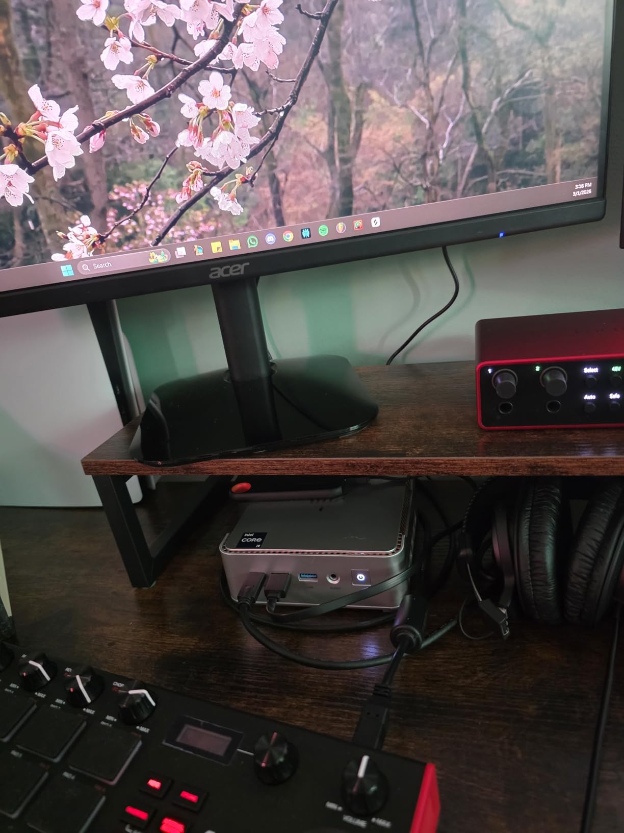 Hyper H2 Mini Gaming PC 2026 Intel Core i7-14650HX 32GB RAM 1TB SSD | Mini Desktop Computers Triple 4K Display 6*USB3.2, USB-C, HDMI, DP, WiFi6, BT5.2, Office, Home customer photo 1