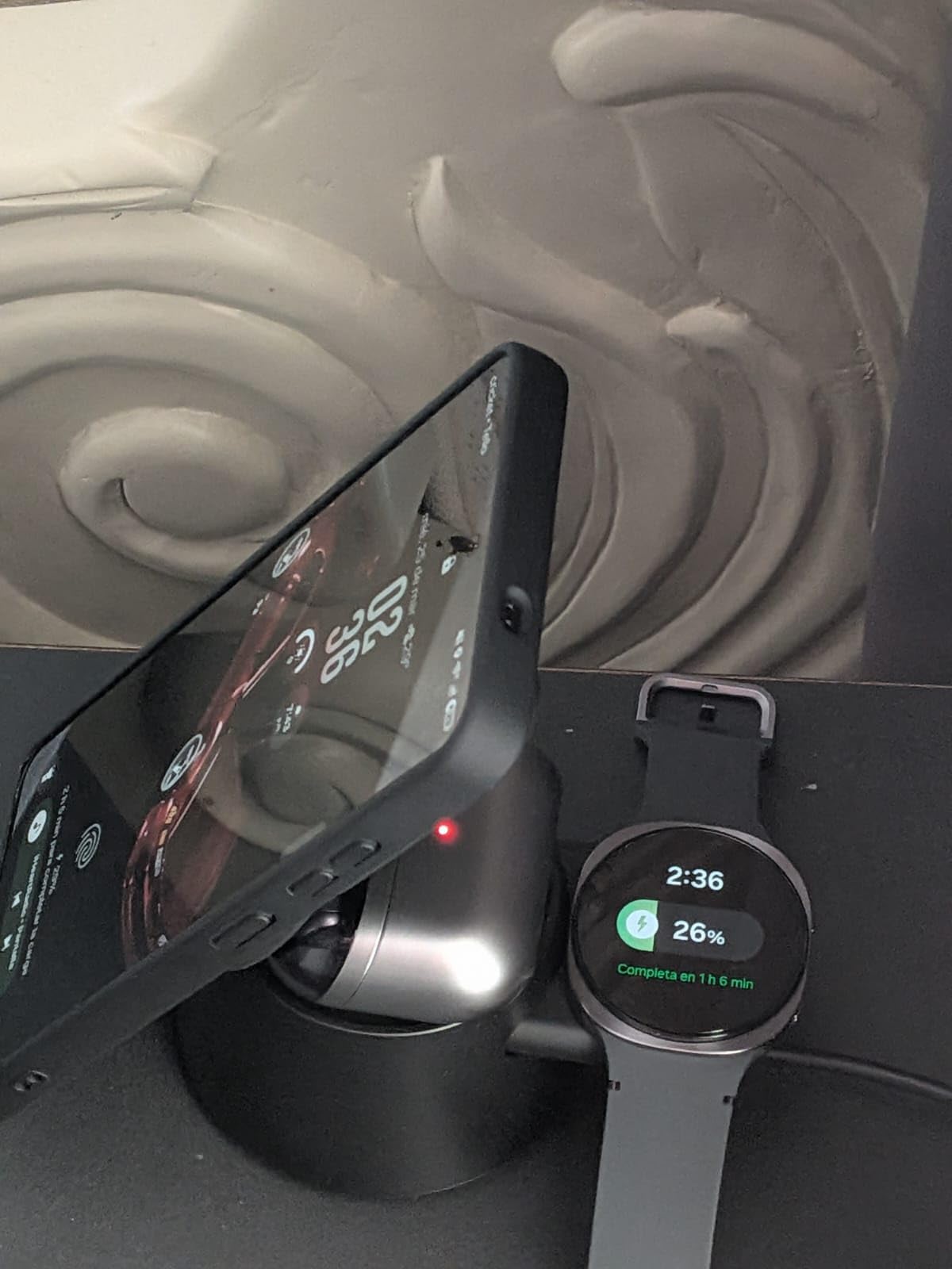 Belkin Qi2.2 25W Magnetic Wireless Charging Station, 3 in 1 Samsung Charger | Fast Charging, MagSafe Compatible, Samsung Galaxy S26, Android Charger, Pixel 10, iPhone 17/16/15, Apple Watch, AirPods customer photo 1
