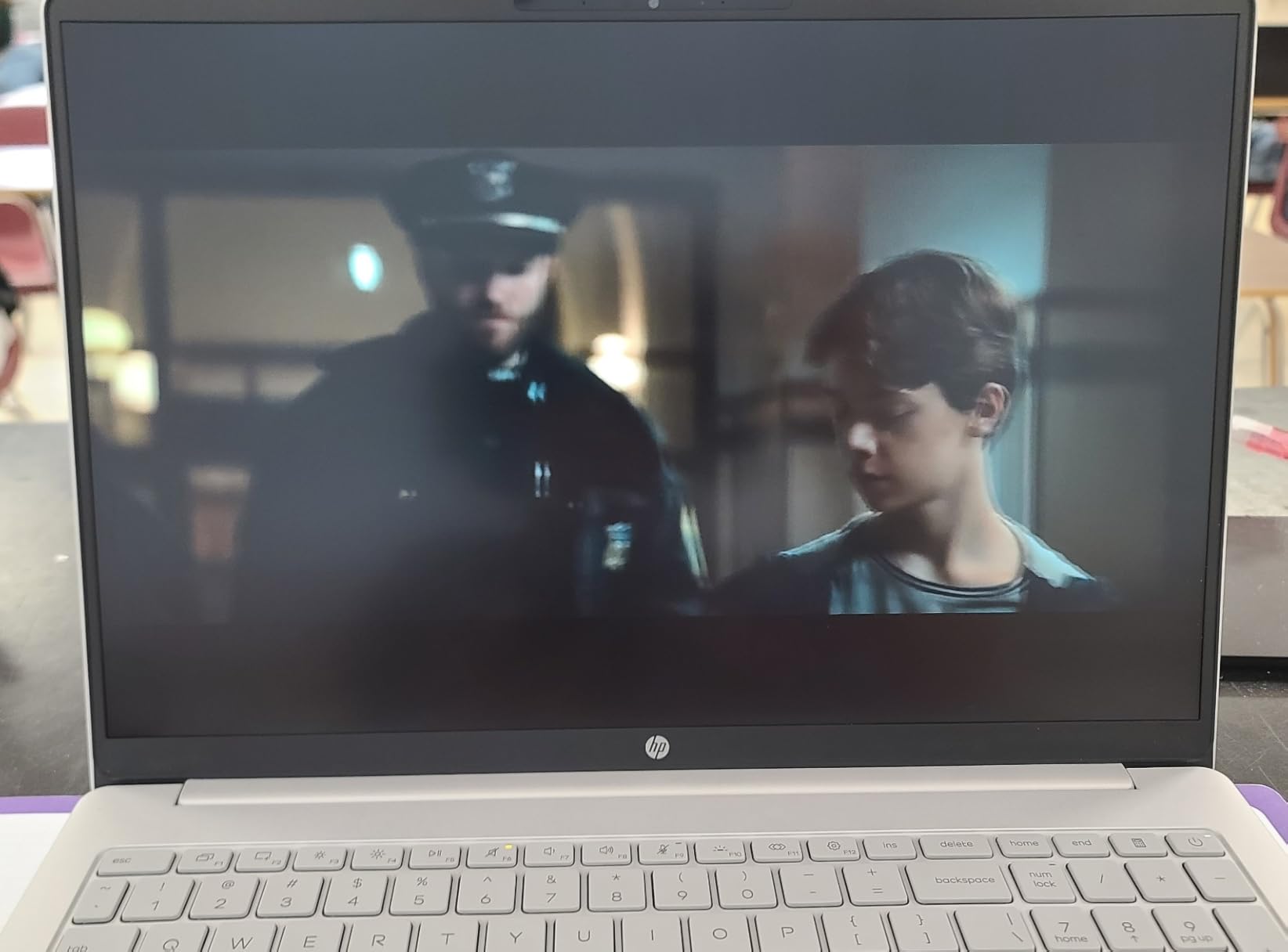 HP OmniBook 3 16 inch Next Gen AI PC, 2K Touchscreen, AMD Ryzen AI 5 430, 16 GB RAM, 512 GB SSD, AMD Radeon 840M GPU, Windows 11 Home, Glacier Silver, 16-bv0099nr customer photo 2
