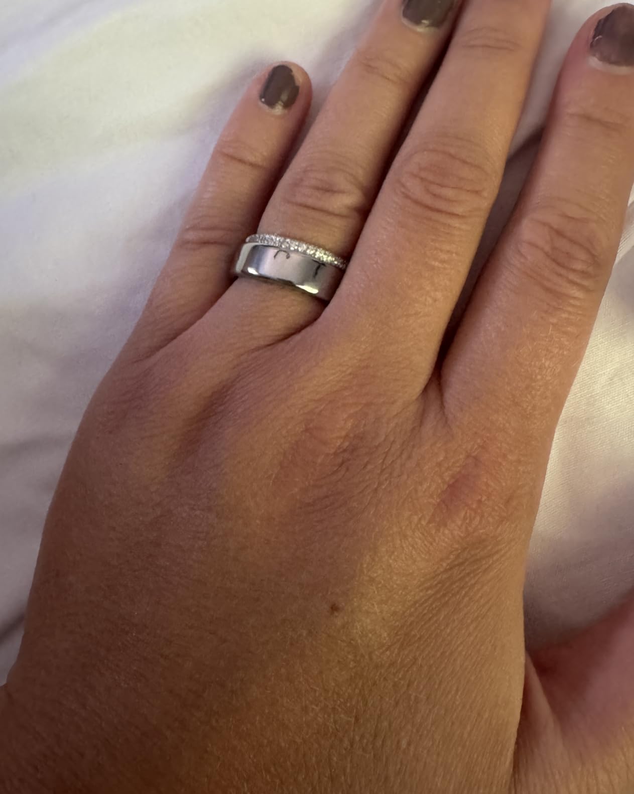 Oura Ring 5 Smart Ring - Silver - Size 7 - Fitness & Sleep Tracker customer photo 1