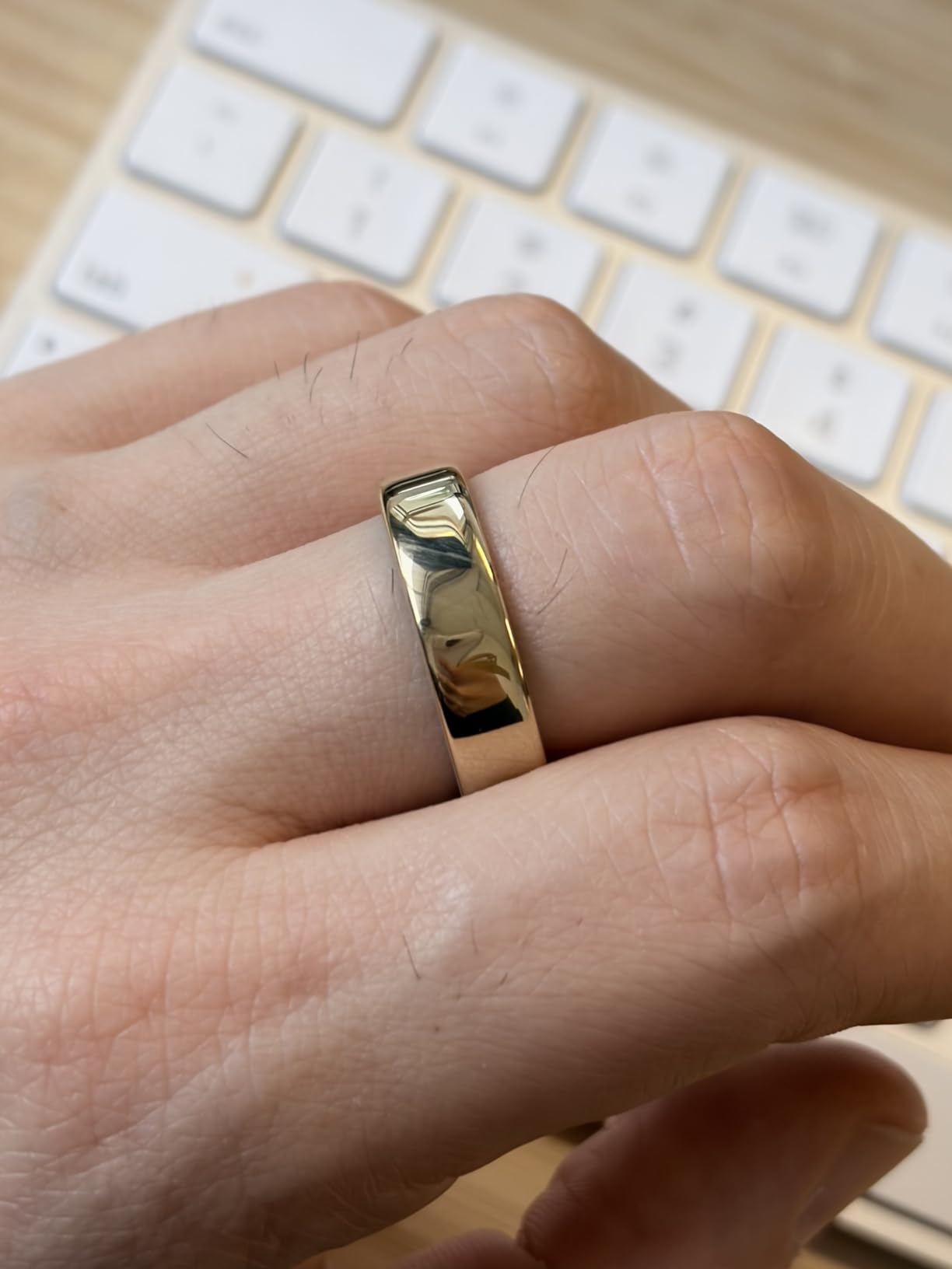 Oura Ring 5 Smart Ring - Silver - Size 7 - Fitness & Sleep Tracker customer photo 2
