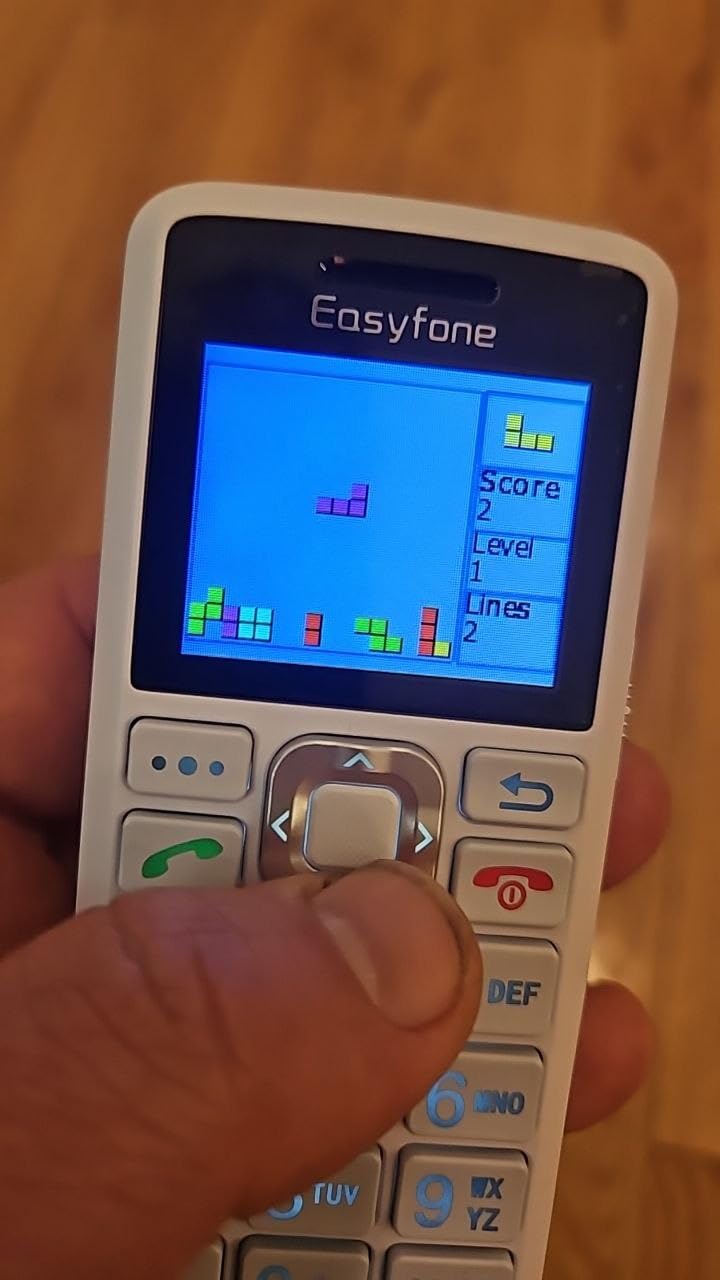 Easyfone T200 4G Unlocked Feature Cell Phone, Easy-to-Use Clear Sound Basic Dumb Mobile Phone with FM Radio, Flashlight, SOS Button, No Internet Access customer photo 1